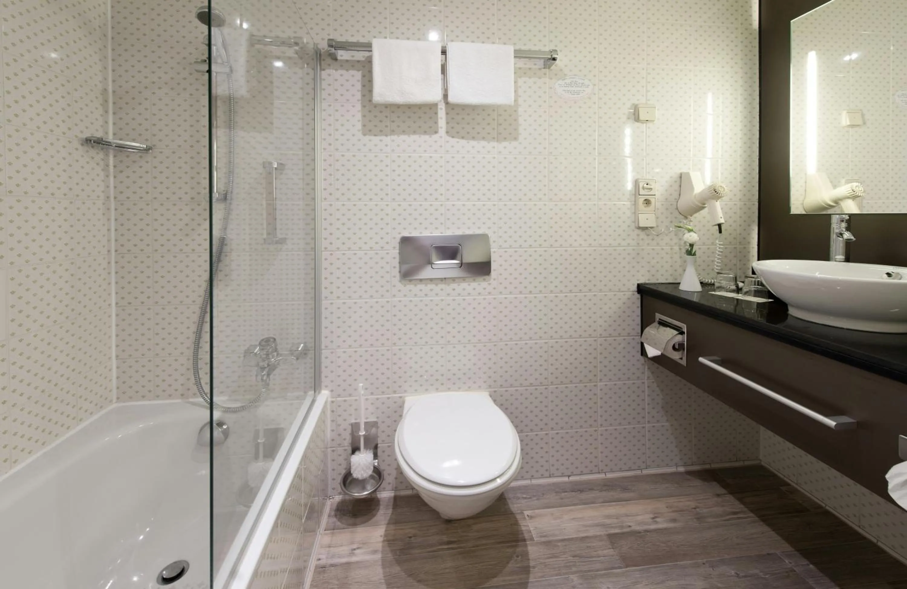 Bathroom in Leonardo Hotel Karlsruhe