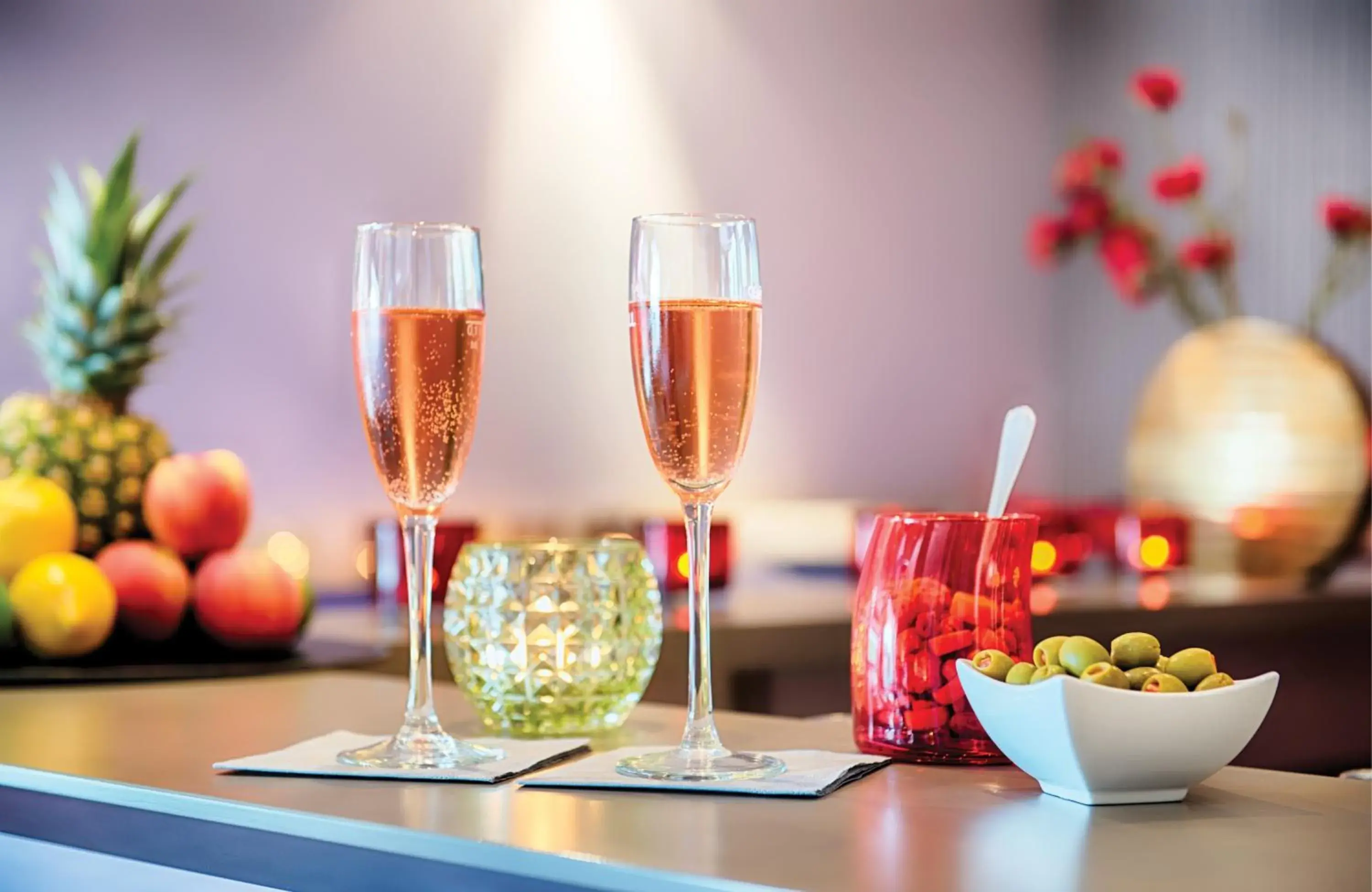 Lounge or bar in Leonardo Hotel Karlsruhe Lounge or bar in Leonardo Hotel Karlsruhe