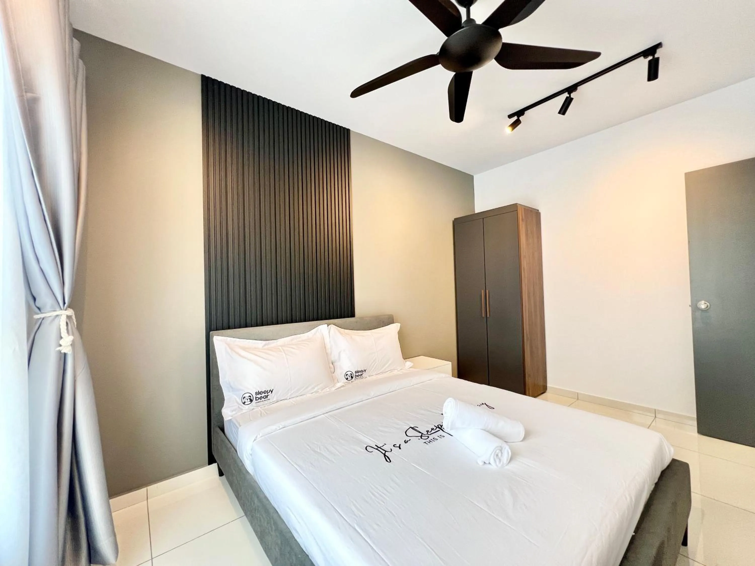 Bed in Gaia Residence, Gamuda Gardens Rawang by Sleepy Bear