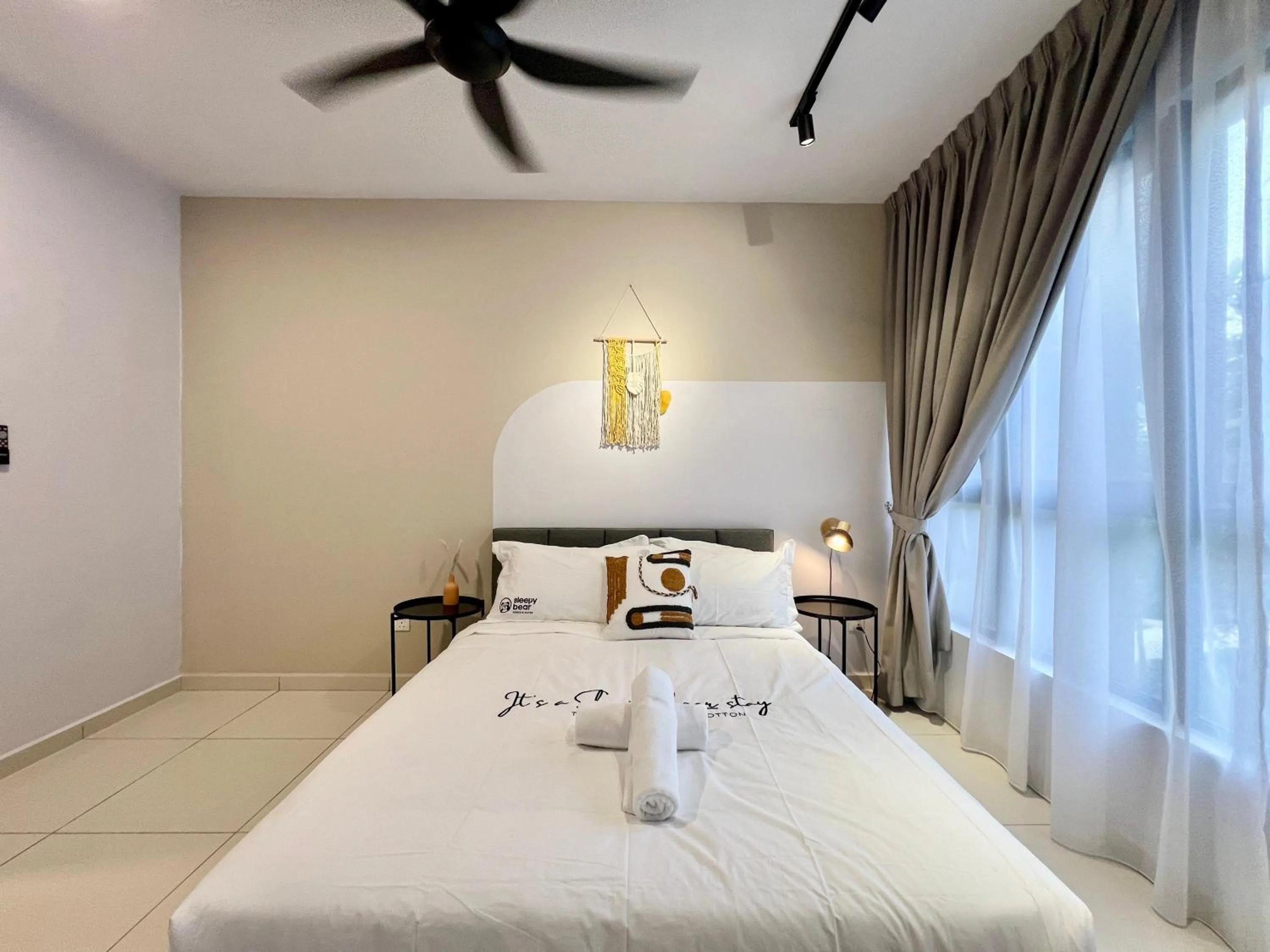 Bed in Gaia Residence, Gamuda Gardens Rawang by Sleepy Bear