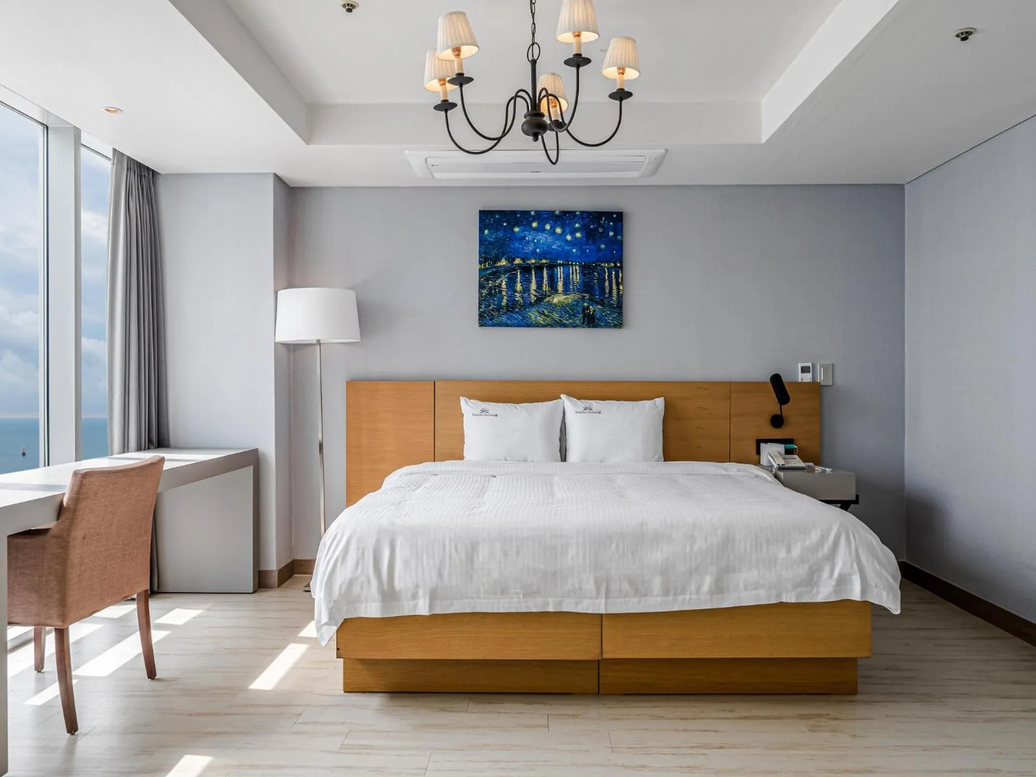 Bed in Haeundae Seacloud Hotel Residence