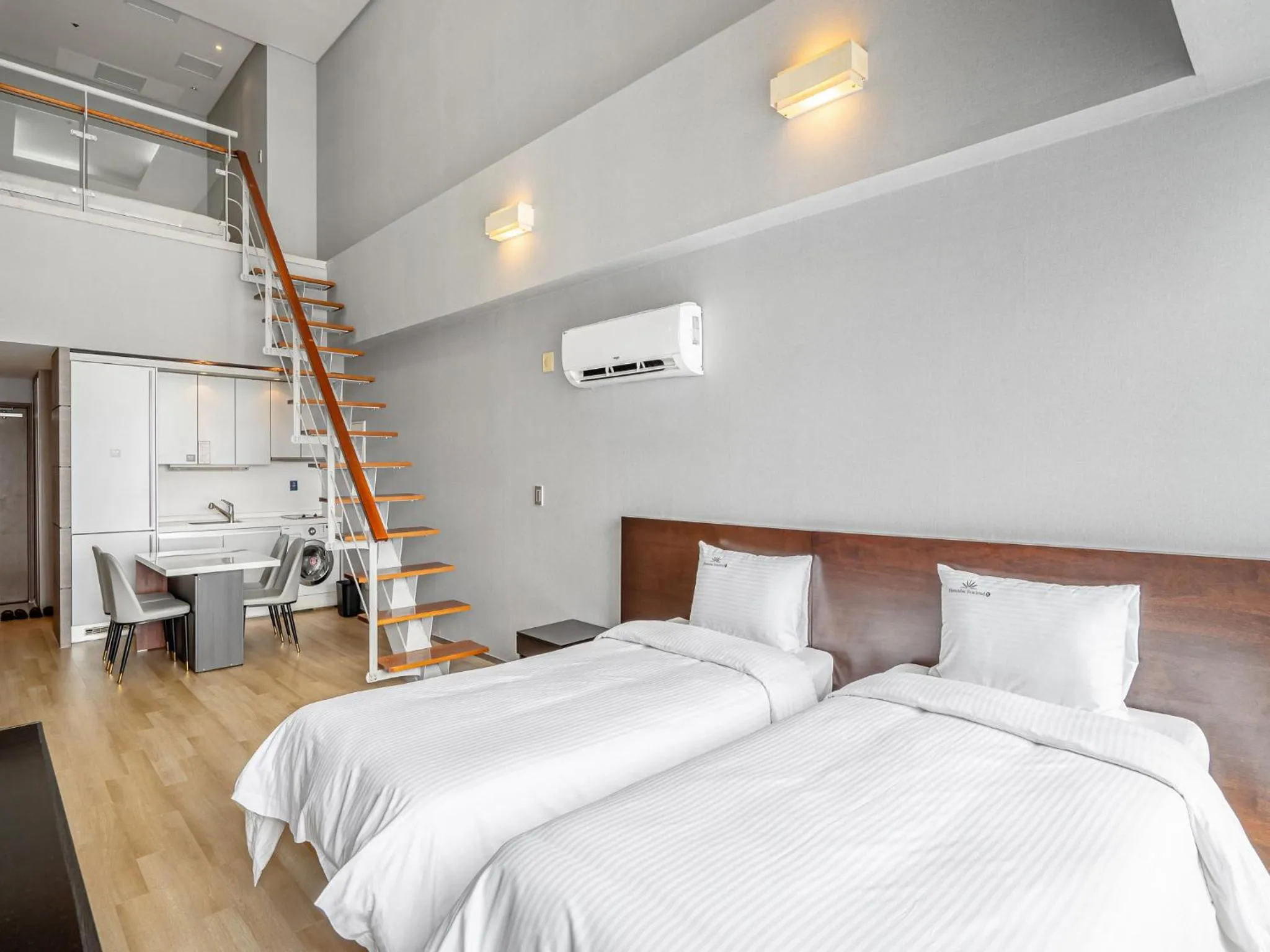 Bed in Haeundae Seacloud Hotel Residence