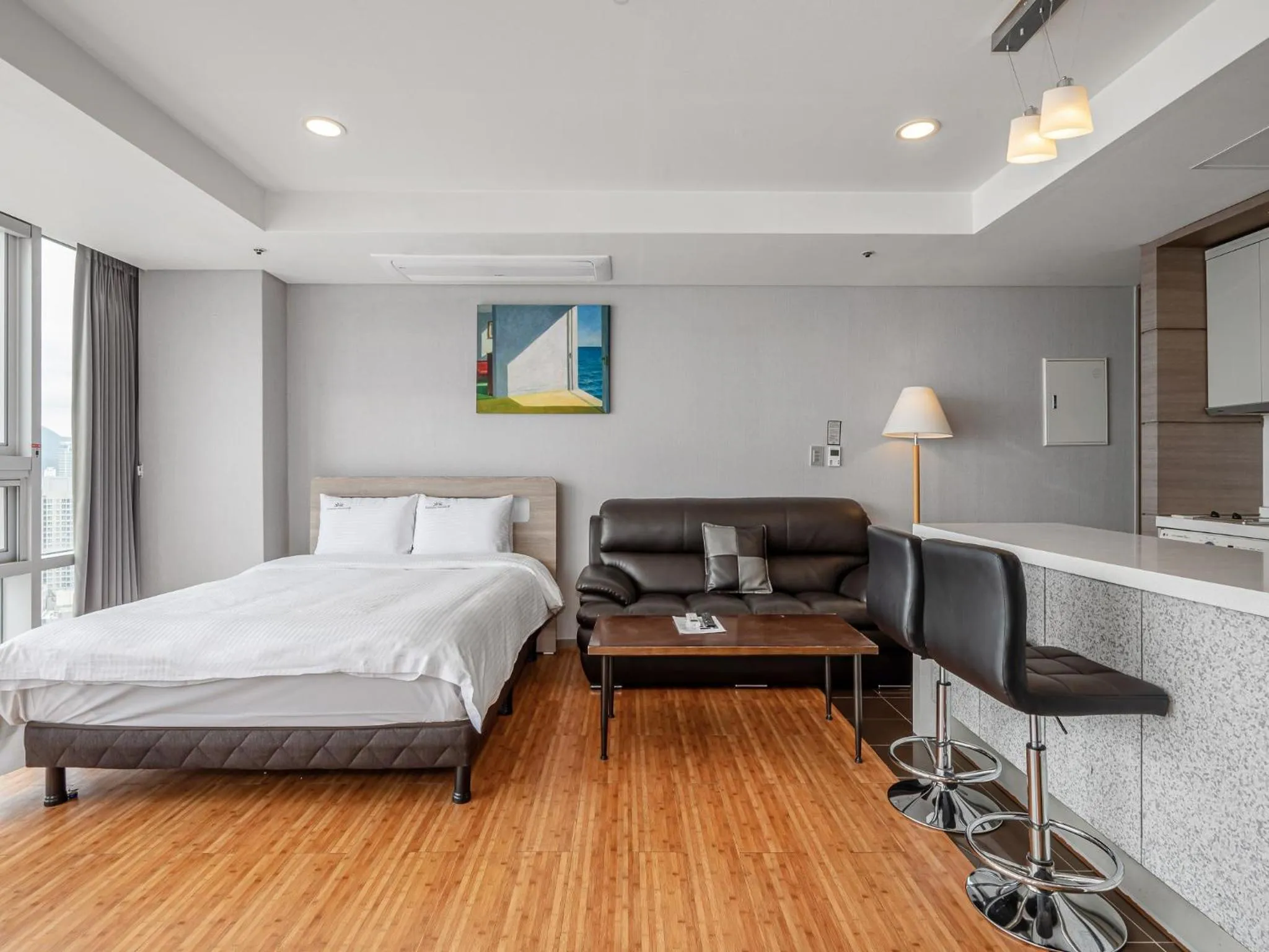 Area and facilities, Bed in Haeundae Seacloud Hotel Residence