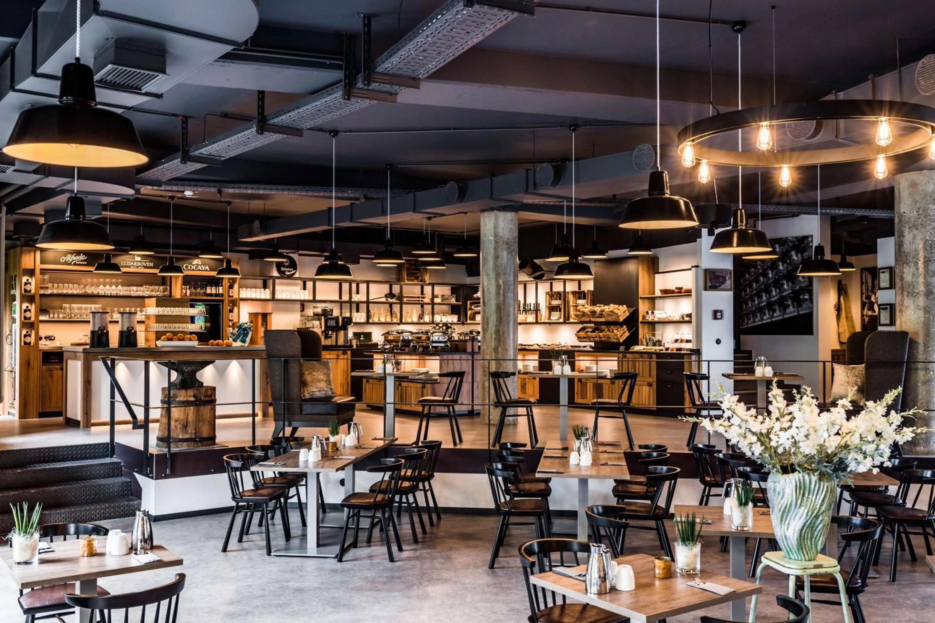 Breakfast in Best Western Plus Parkhotel Velbert