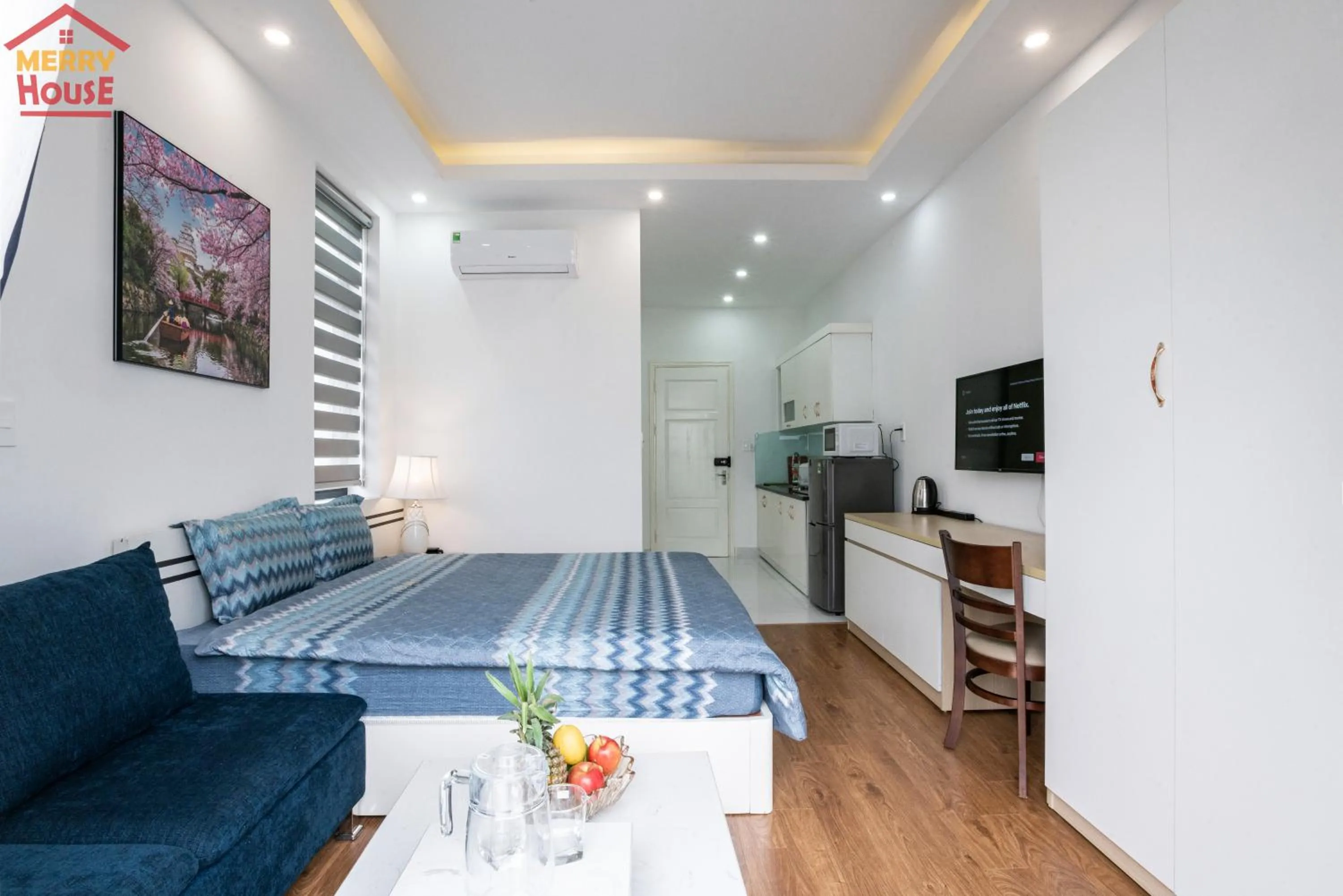 Bed in Merry House Imperia