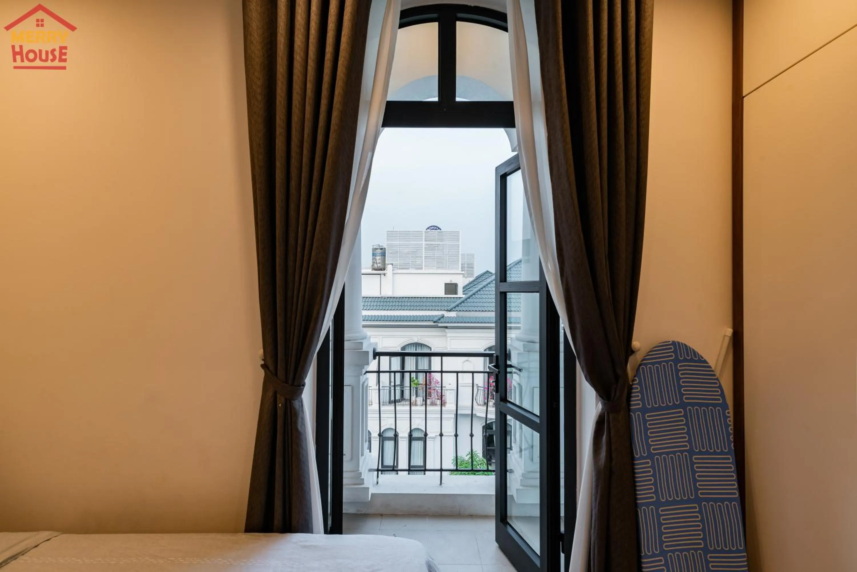 Balcony/Terrace, Bed in Merry House Imperia