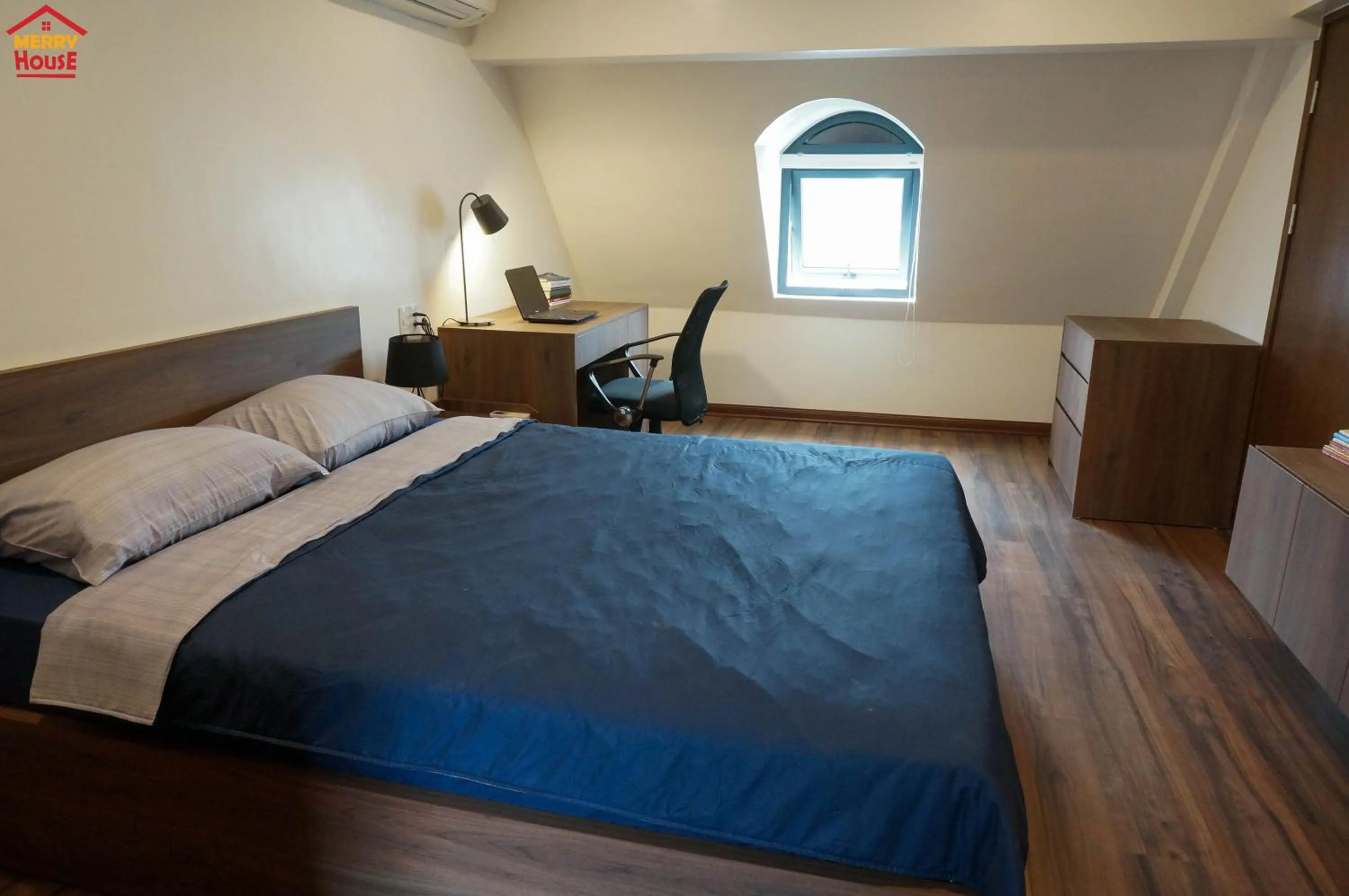 Bed in Merry House Imperia