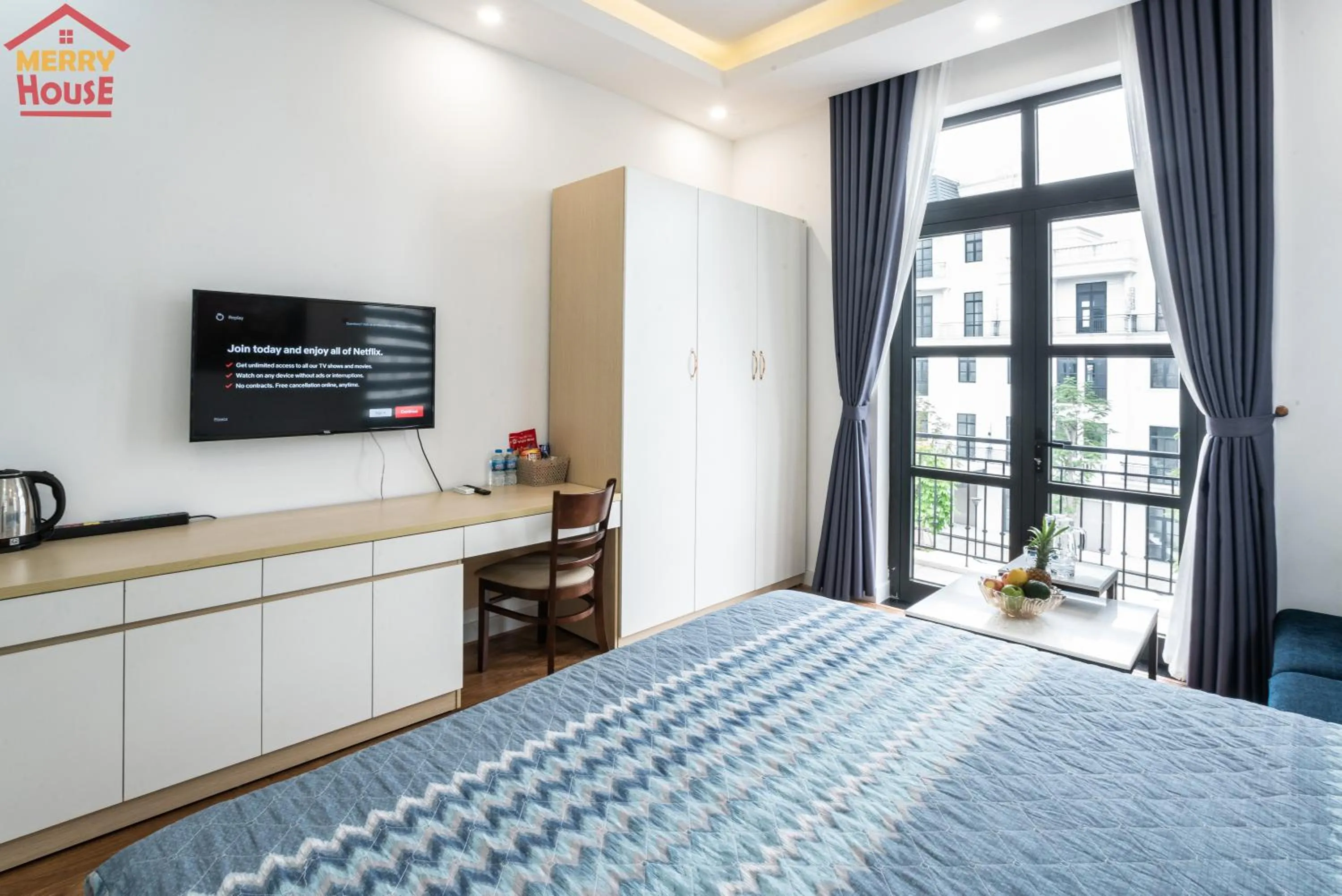 Bed in Merry House Imperia