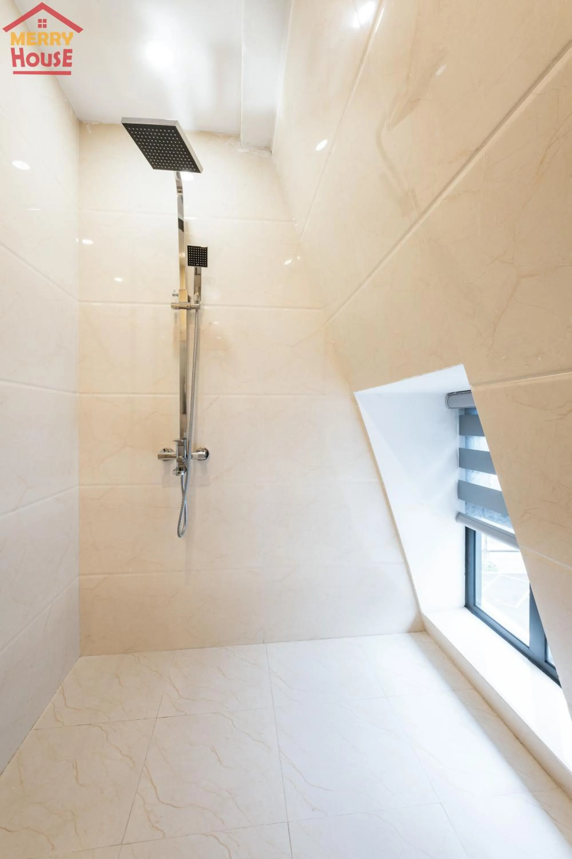 Bathroom in Merry House Imperia