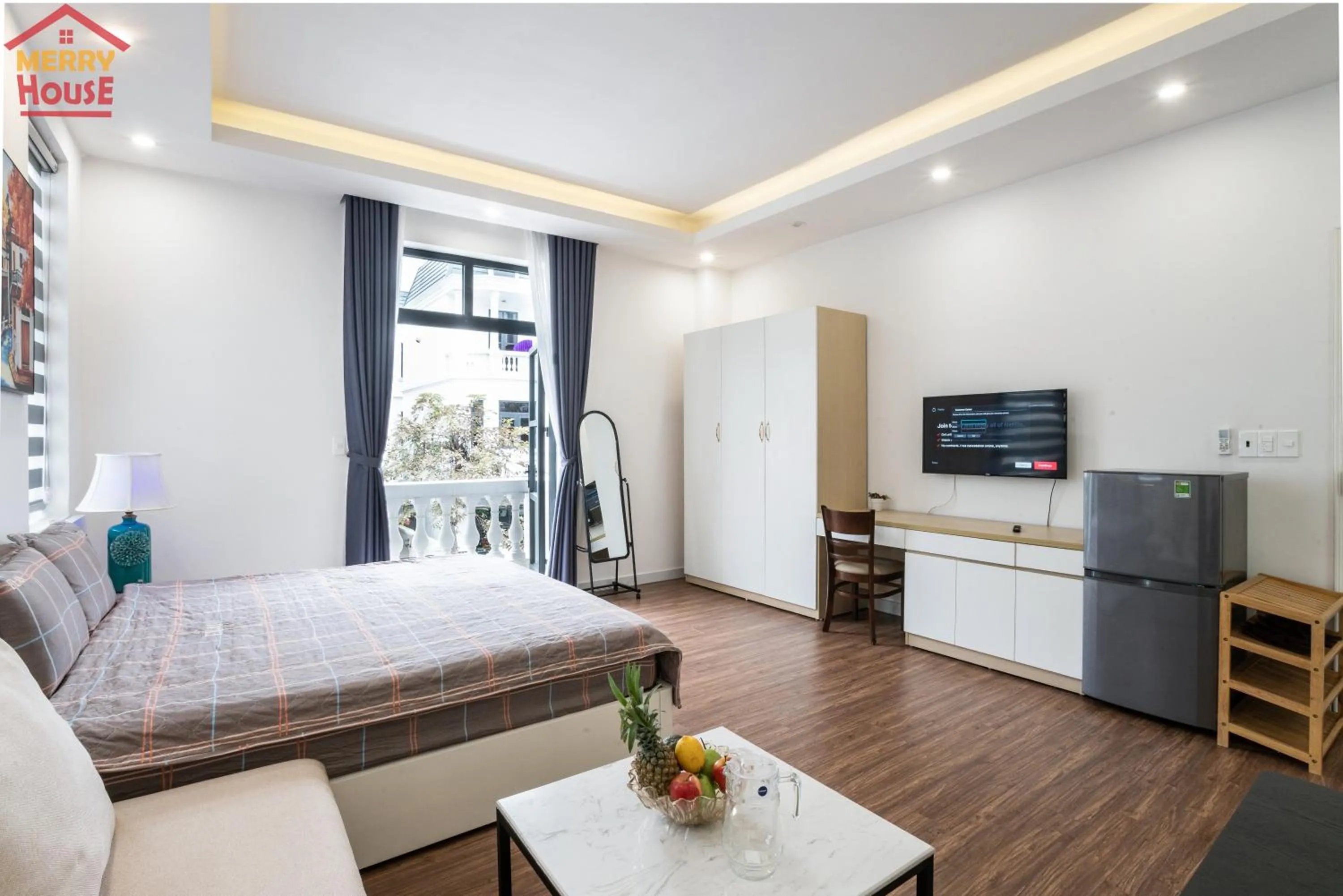 Bed in Merry House Imperia