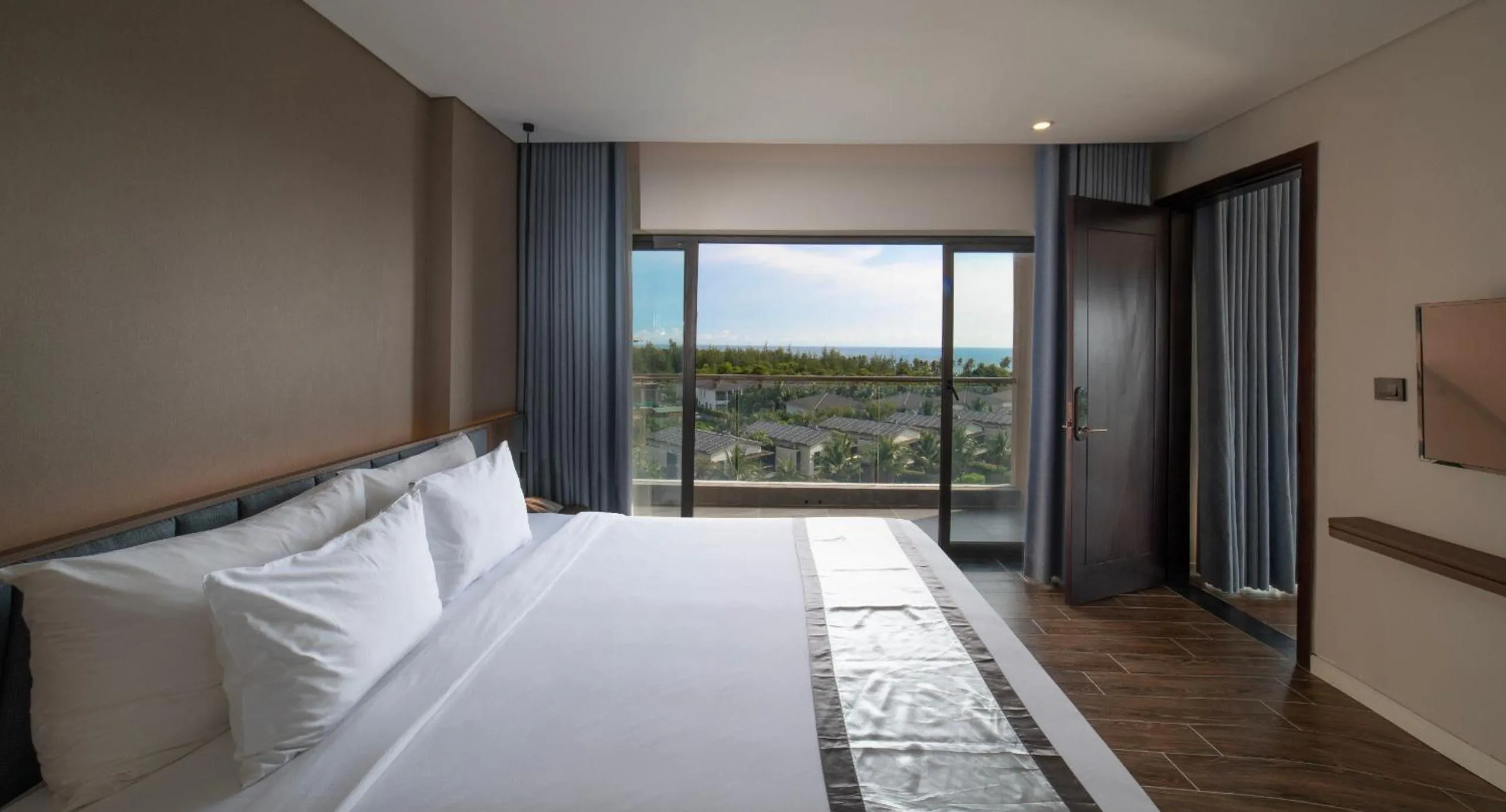 Bedroom, Bed in Sonaga Beach Resort & Villas Phu Quoc