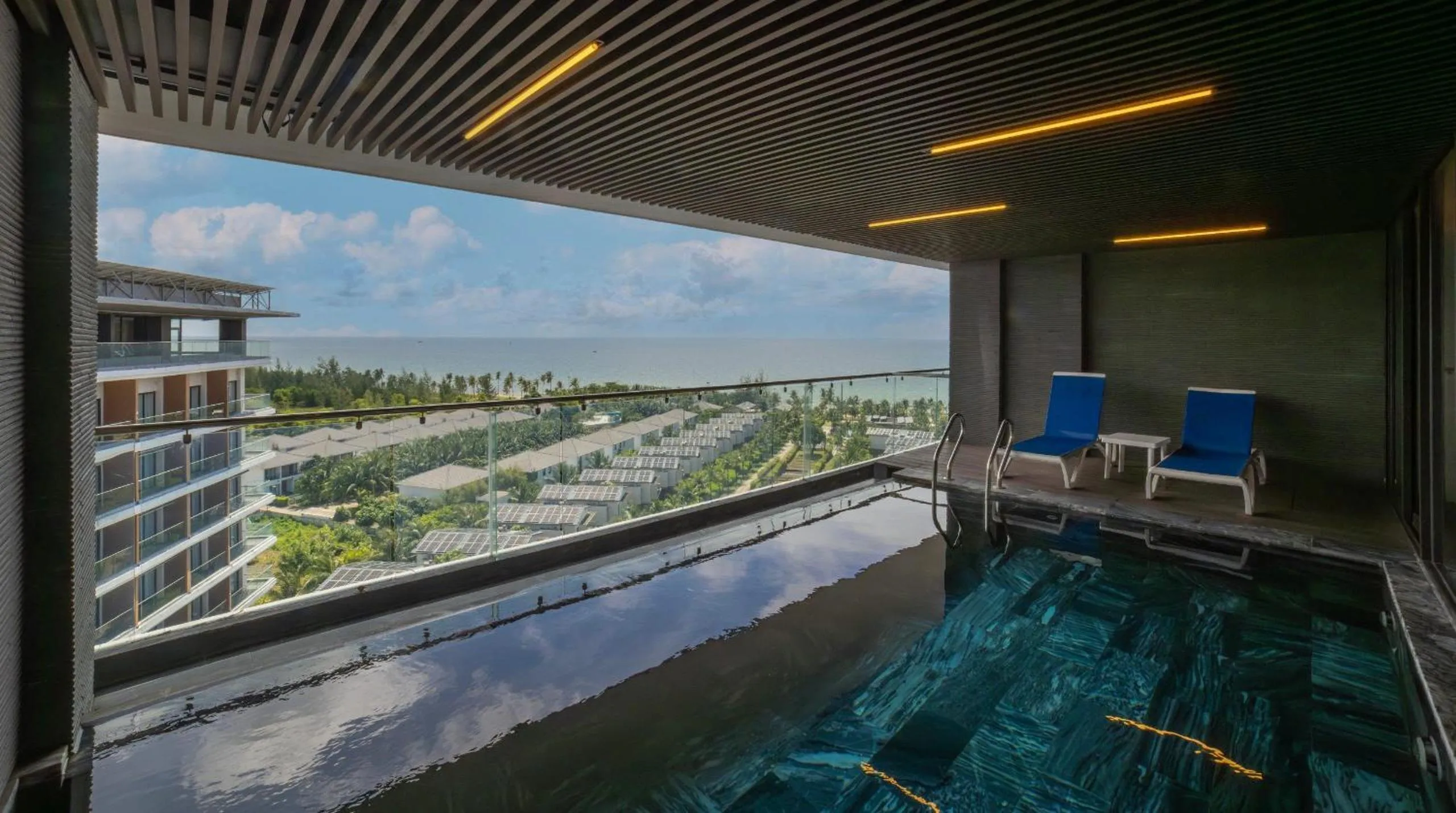 Swimming pool in Sonaga Beach Resort & Villas Phu Quoc