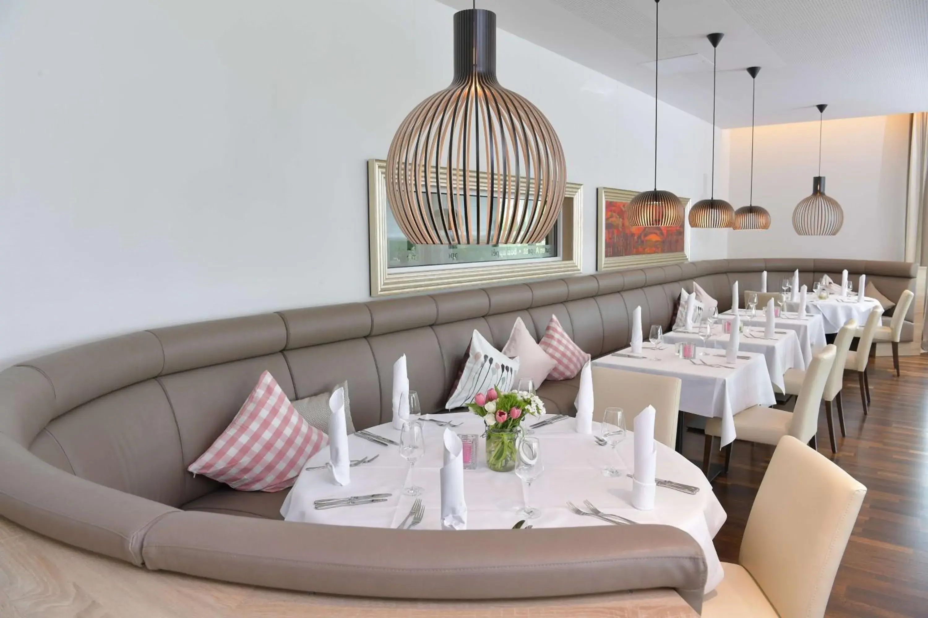 Restaurant/places to eat in Best Western Queens Hotel Pforzheim-Niefern Restaurant/places to eat in Best Western Queens Hotel Pforzheim-Niefern