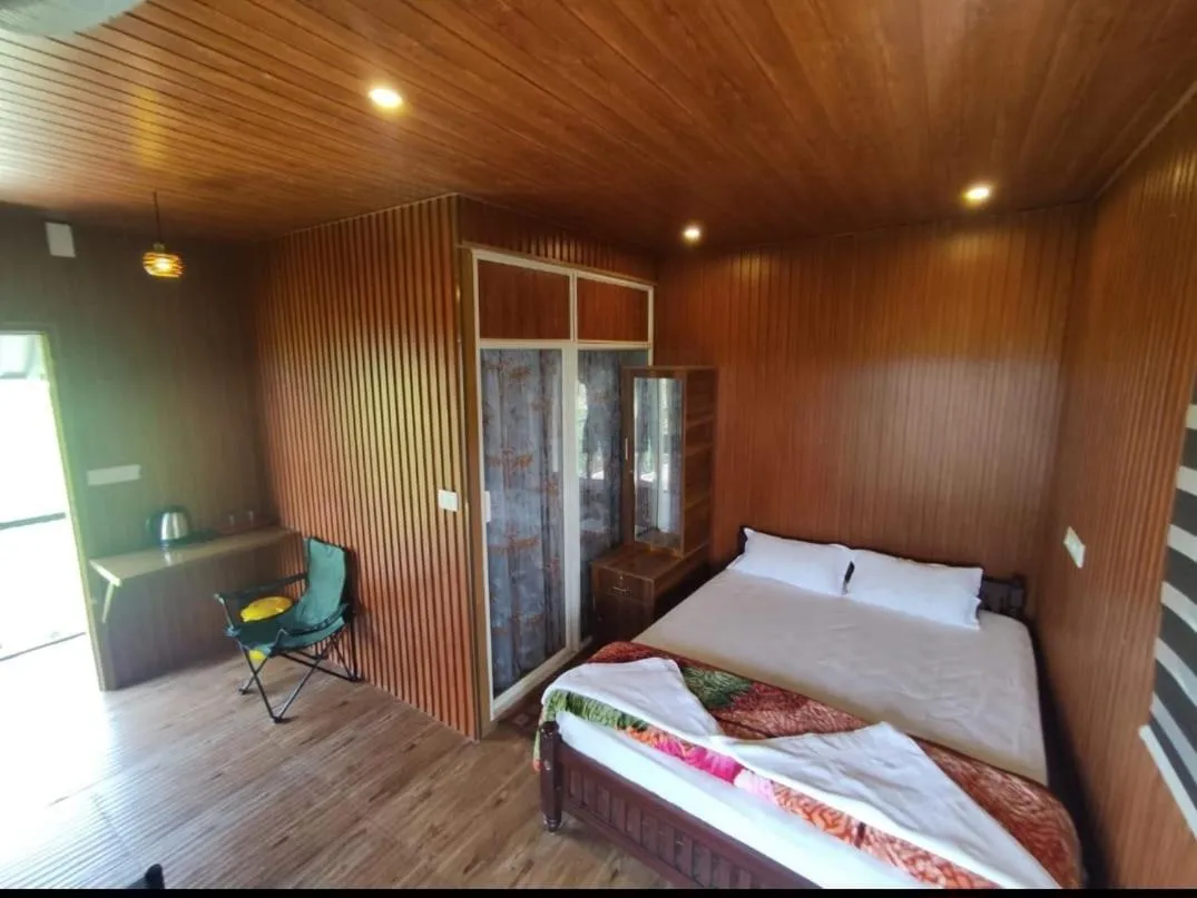 Bedroom, Bed in Biglaand Dew Castle