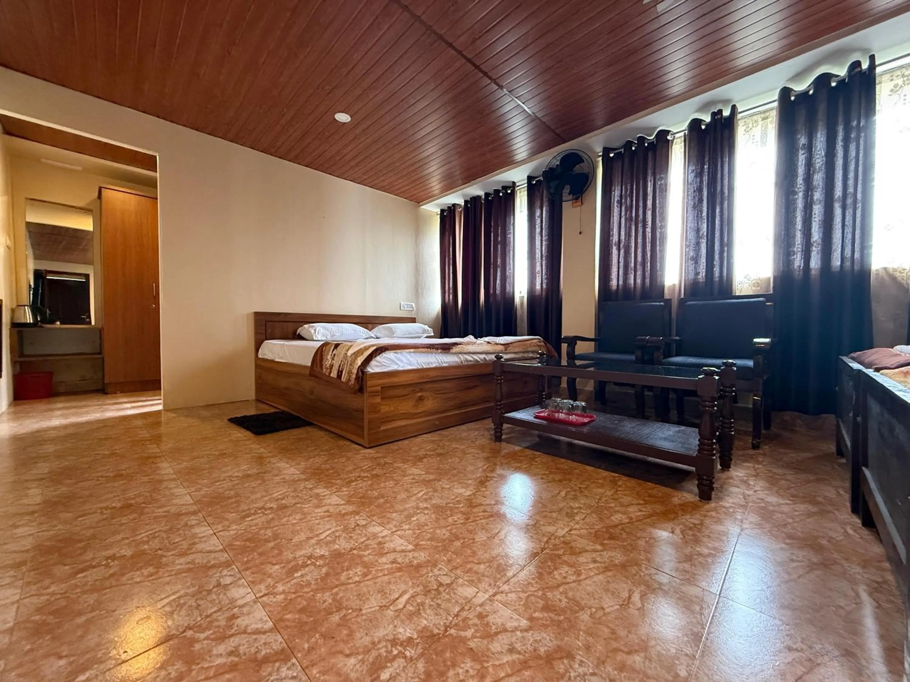 Living room, Bed in Biglaand Dew Castle