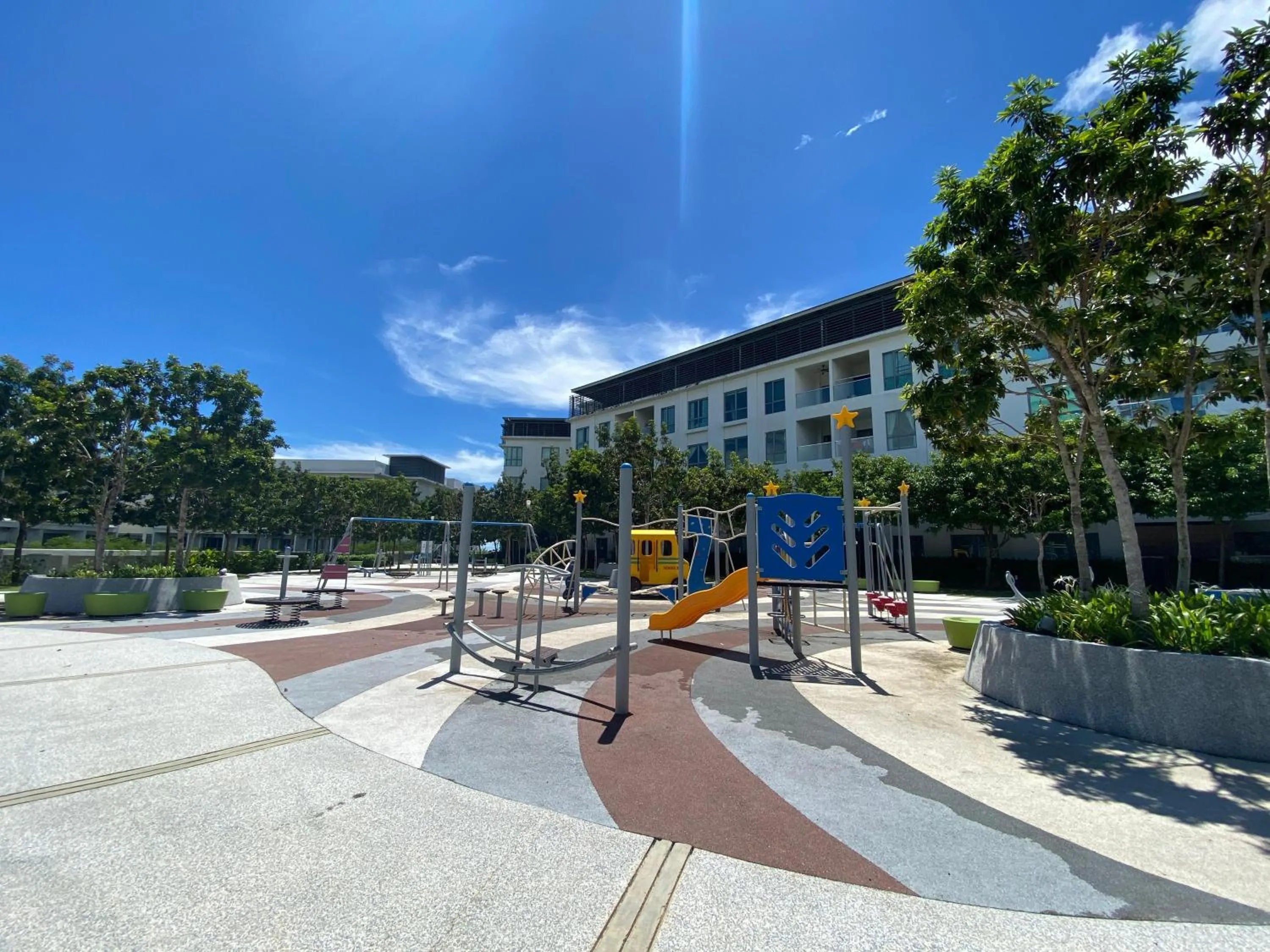 Day in Homesuite' Home at The Loft