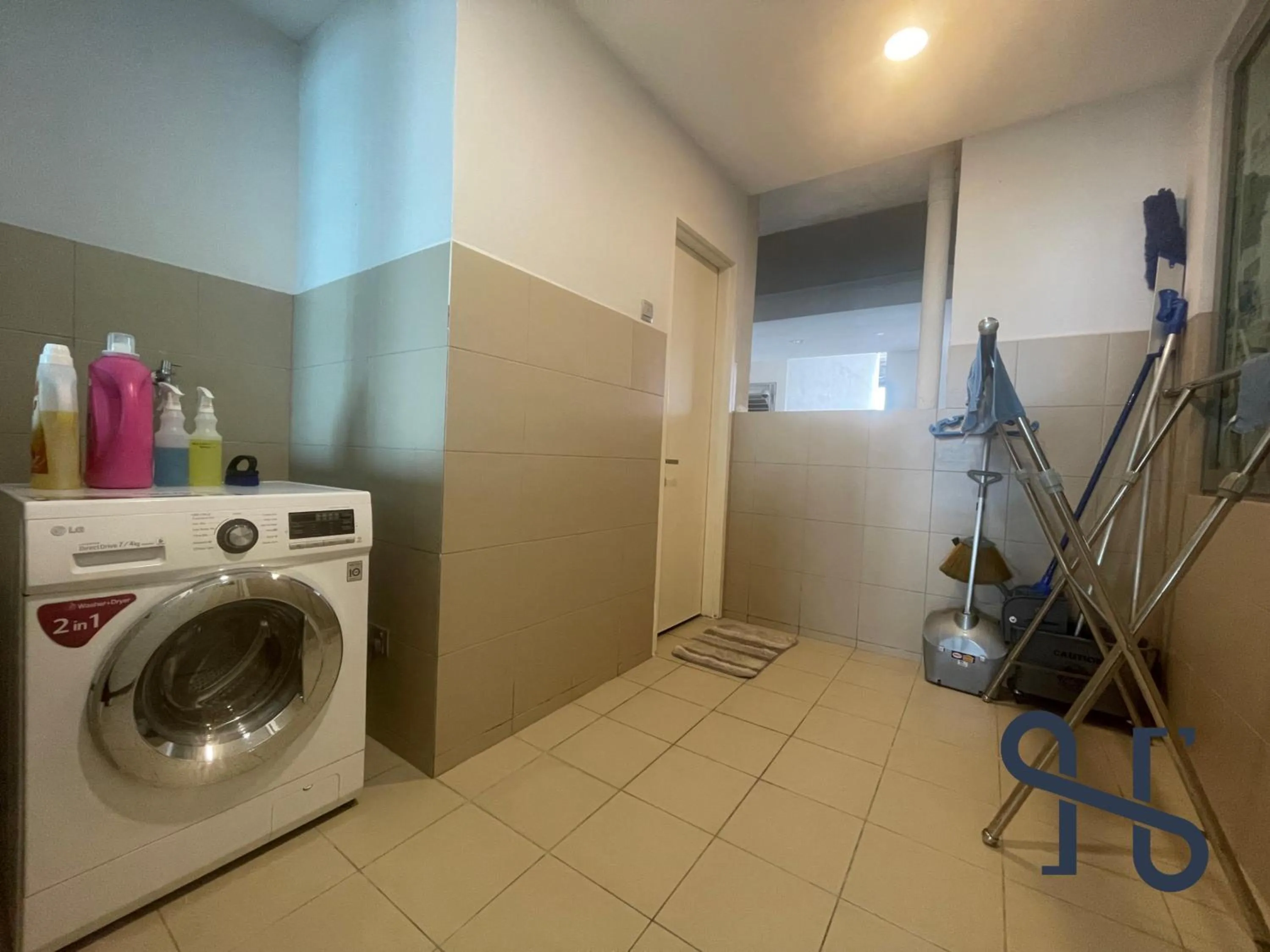 Kitchen or kitchenette in Homesuite' Home at The Loft