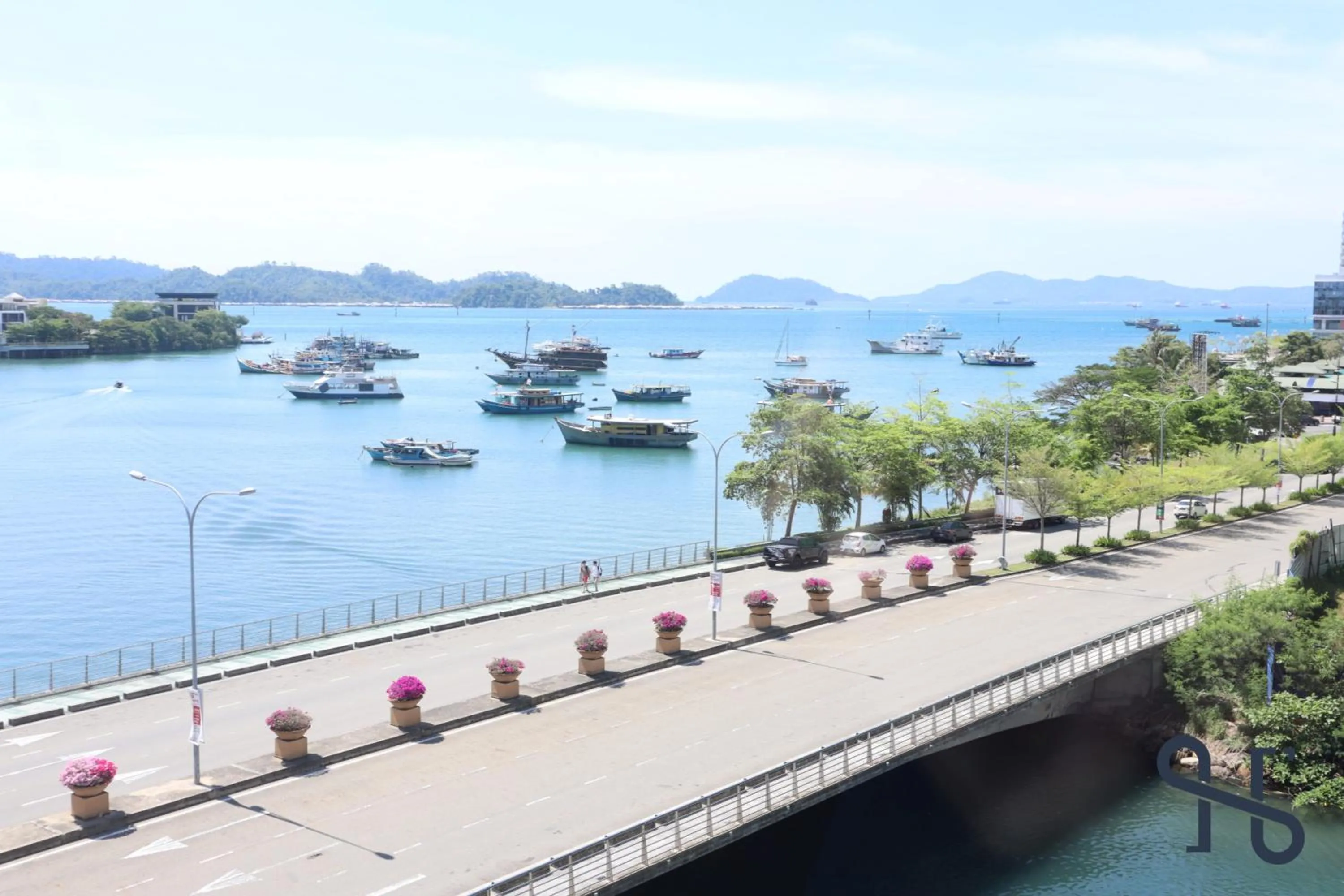 Nearby landmark in Homesuite' Home at The Loft