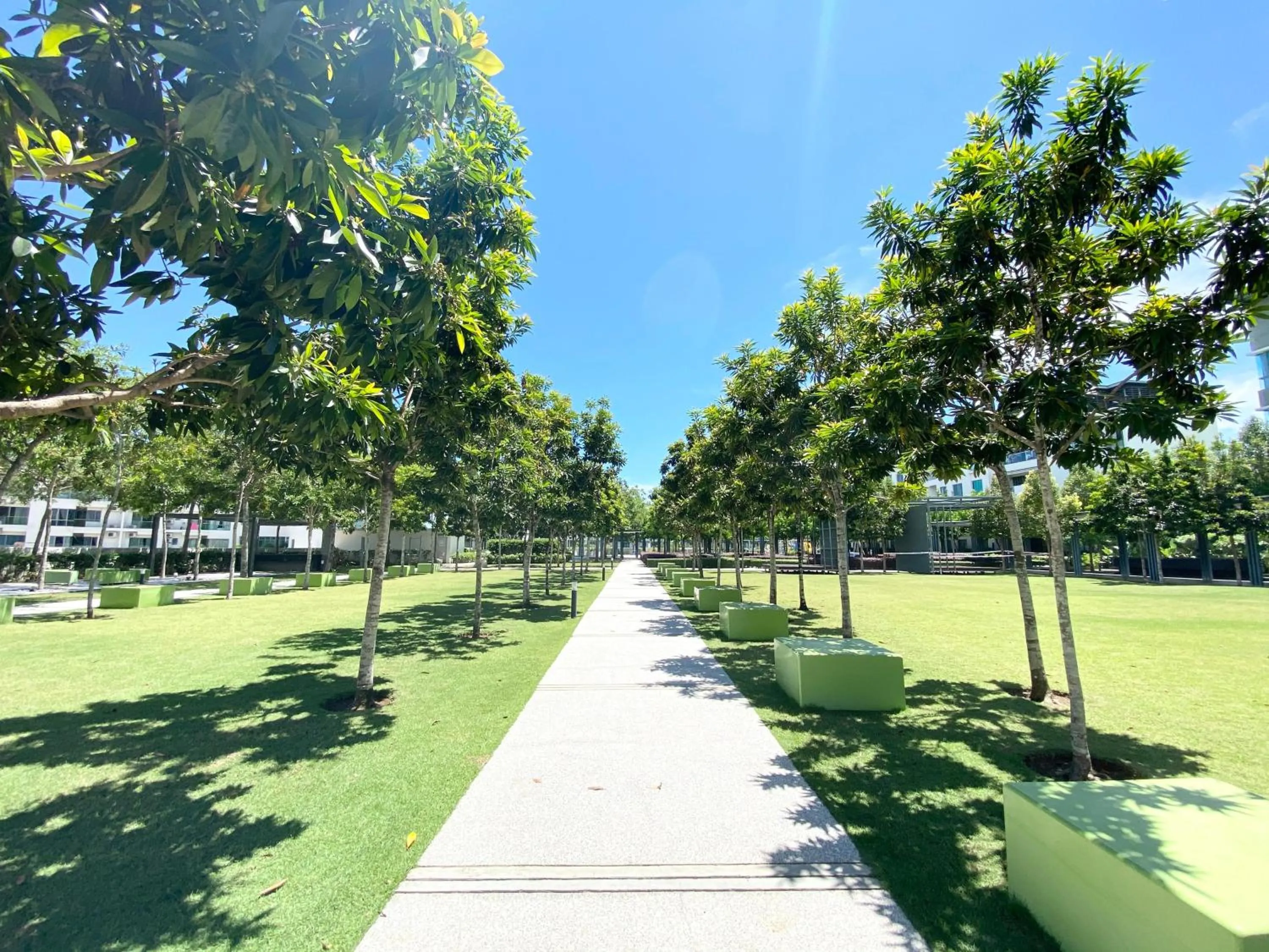 Spring in Homesuite' Home at The Loft