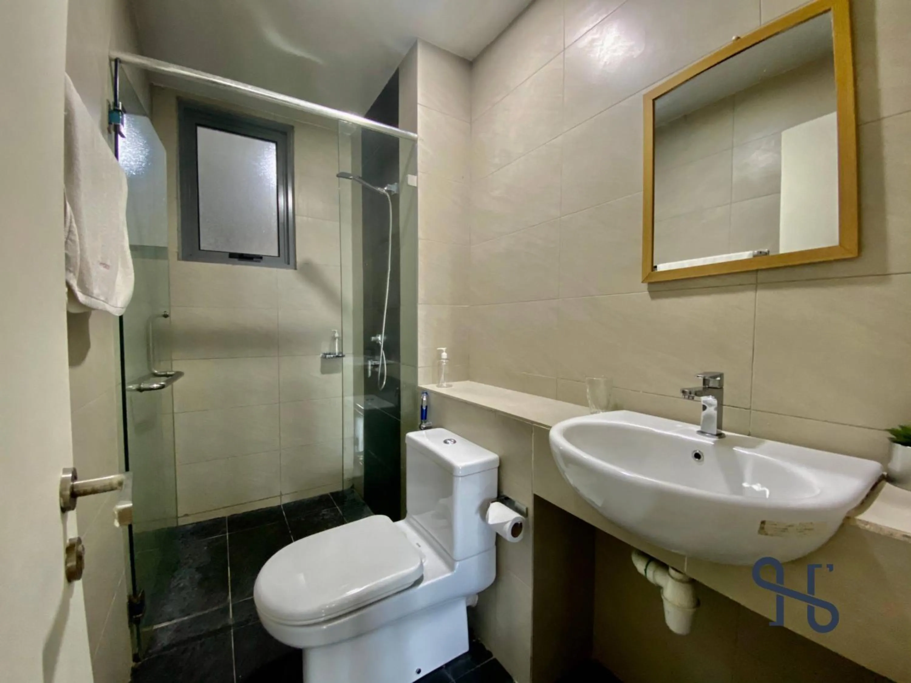 Shower in Homesuite' Home at The Loft