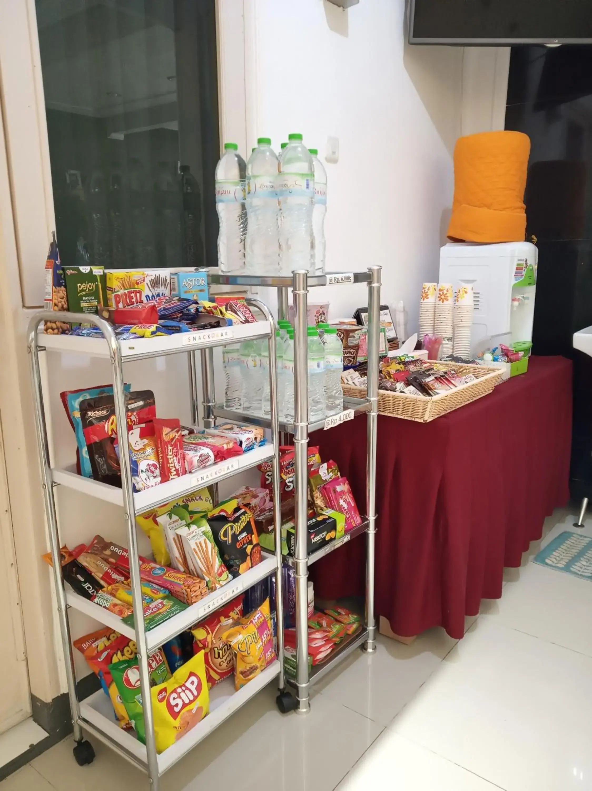 Restaurant/places to eat in Gading Guest House Restaurant/places to eat in Gading Guest House