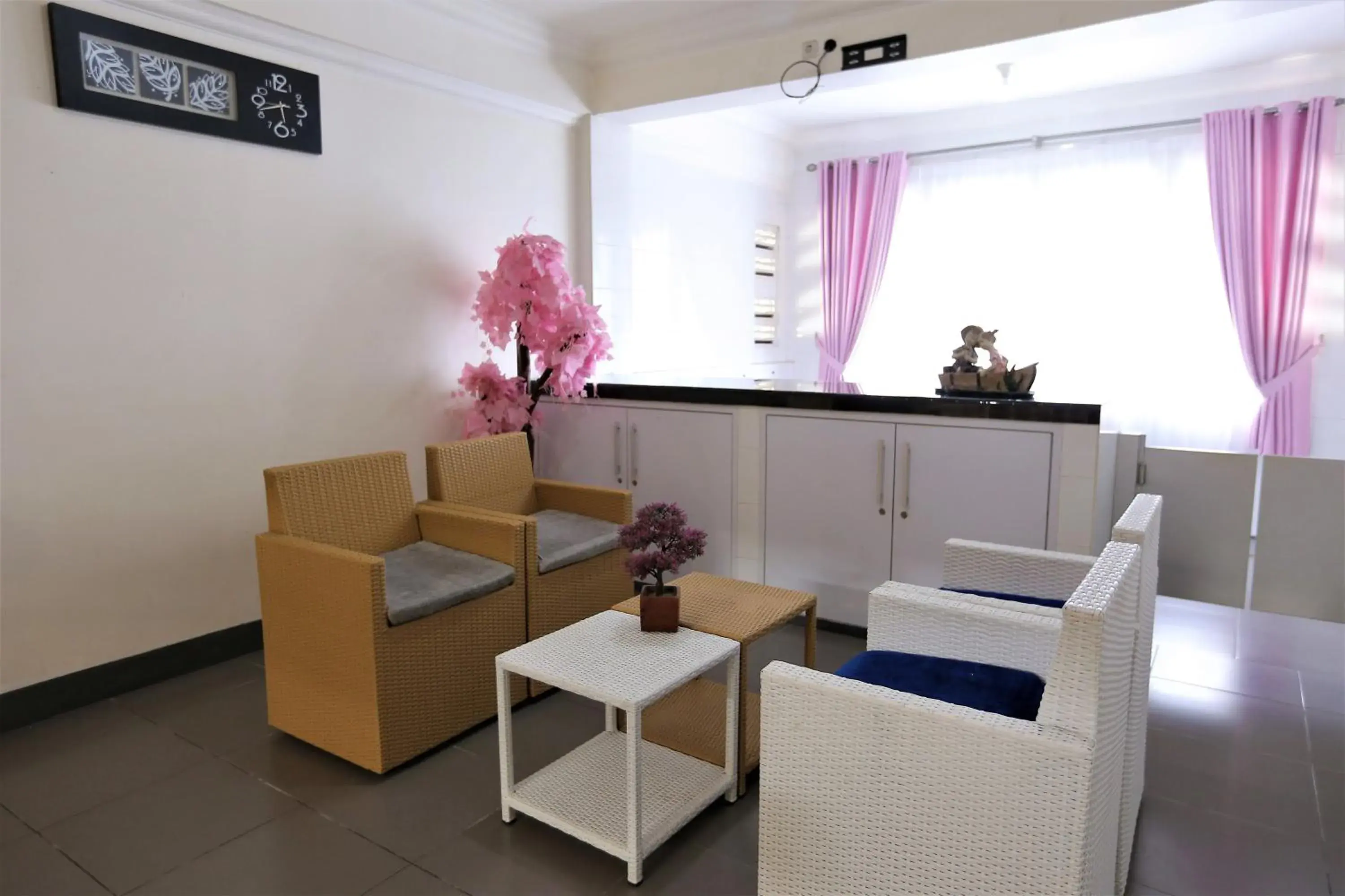 Living room in Gading Guest House Living room in Gading Guest House