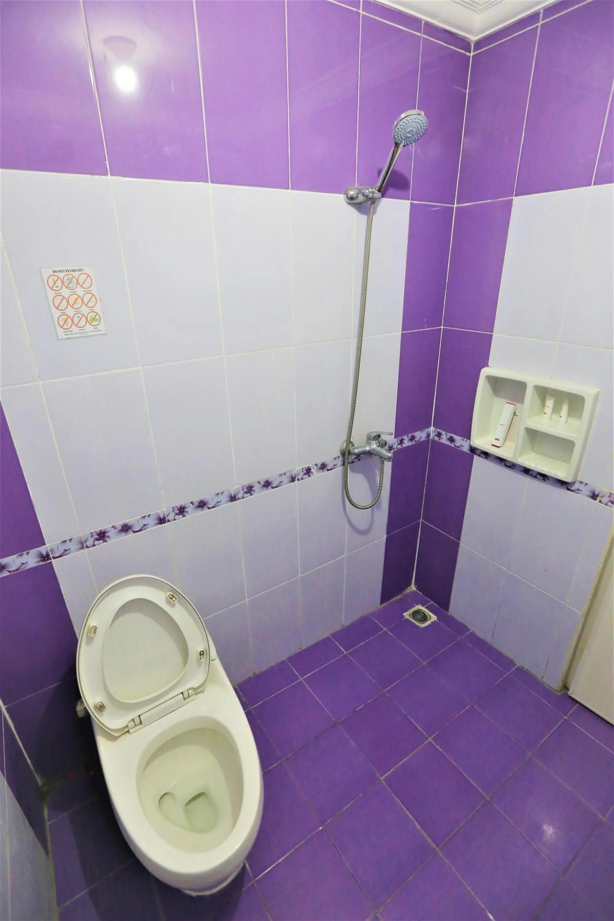 Bathroom in Gading Guest House