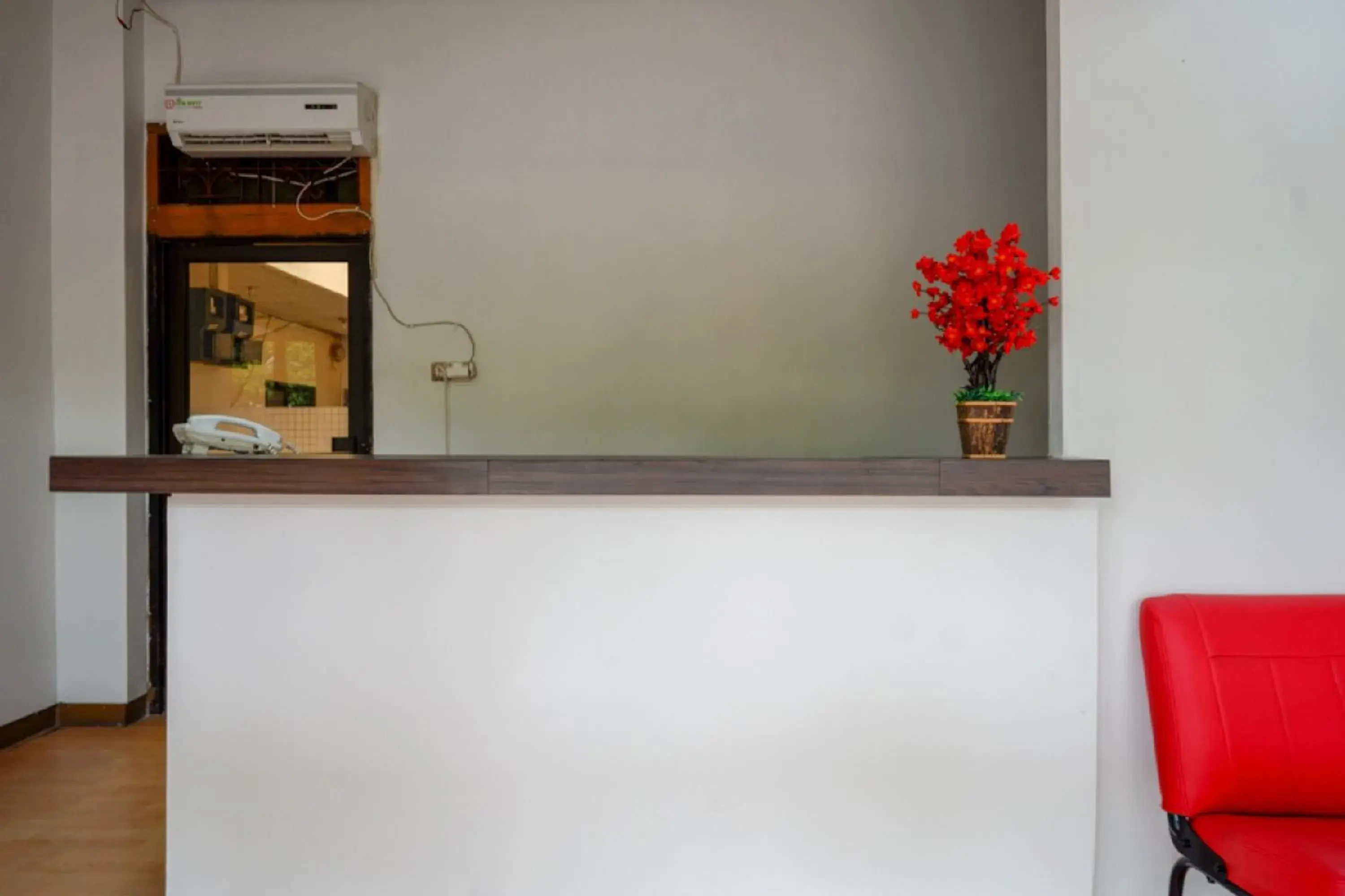 Lobby or reception in RedDoorz near Pacific Mall Tegal 2 Lobby or reception in RedDoorz near Pacific Mall Tegal 2