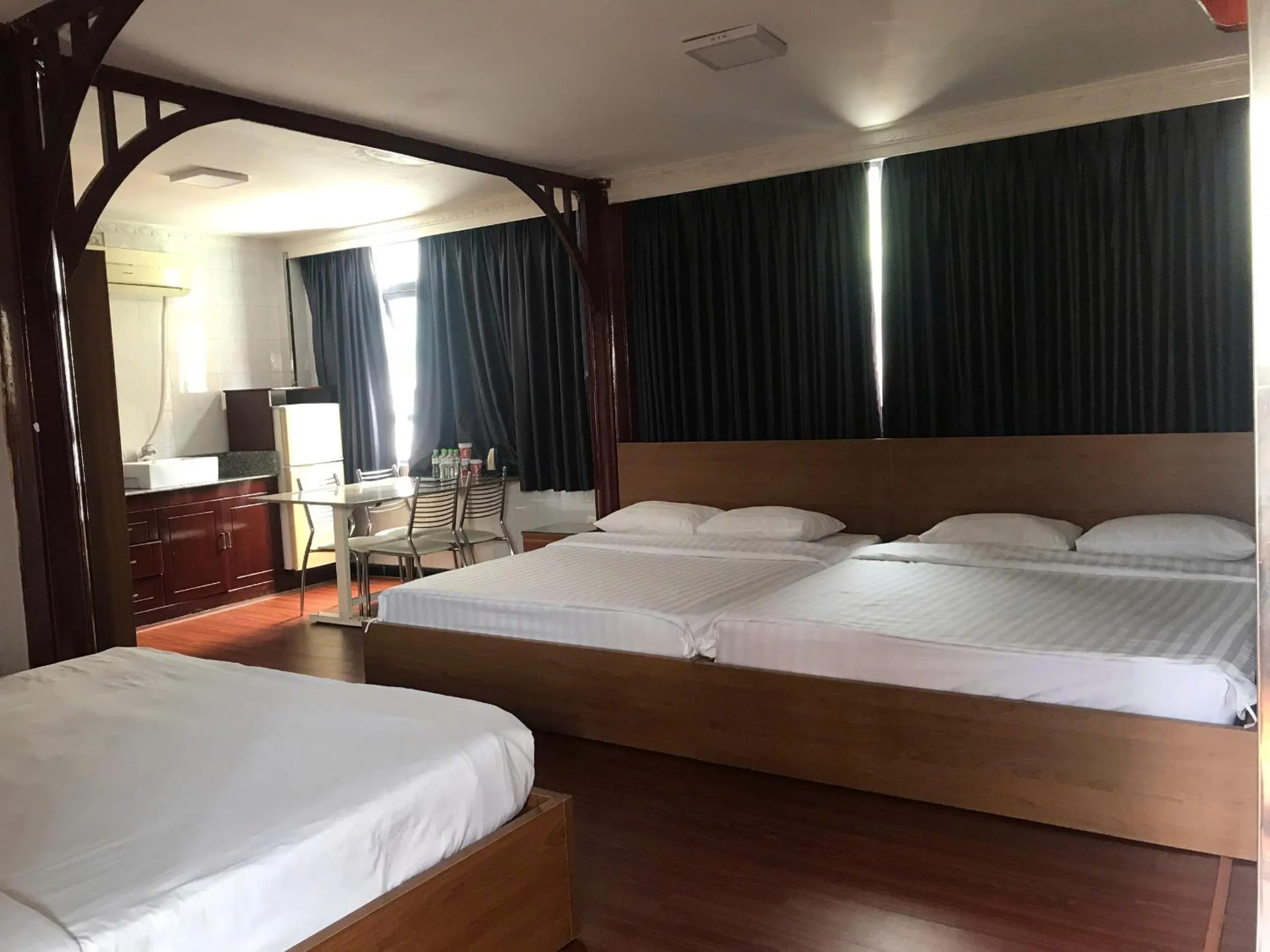 Bed in Tuyết Nhi