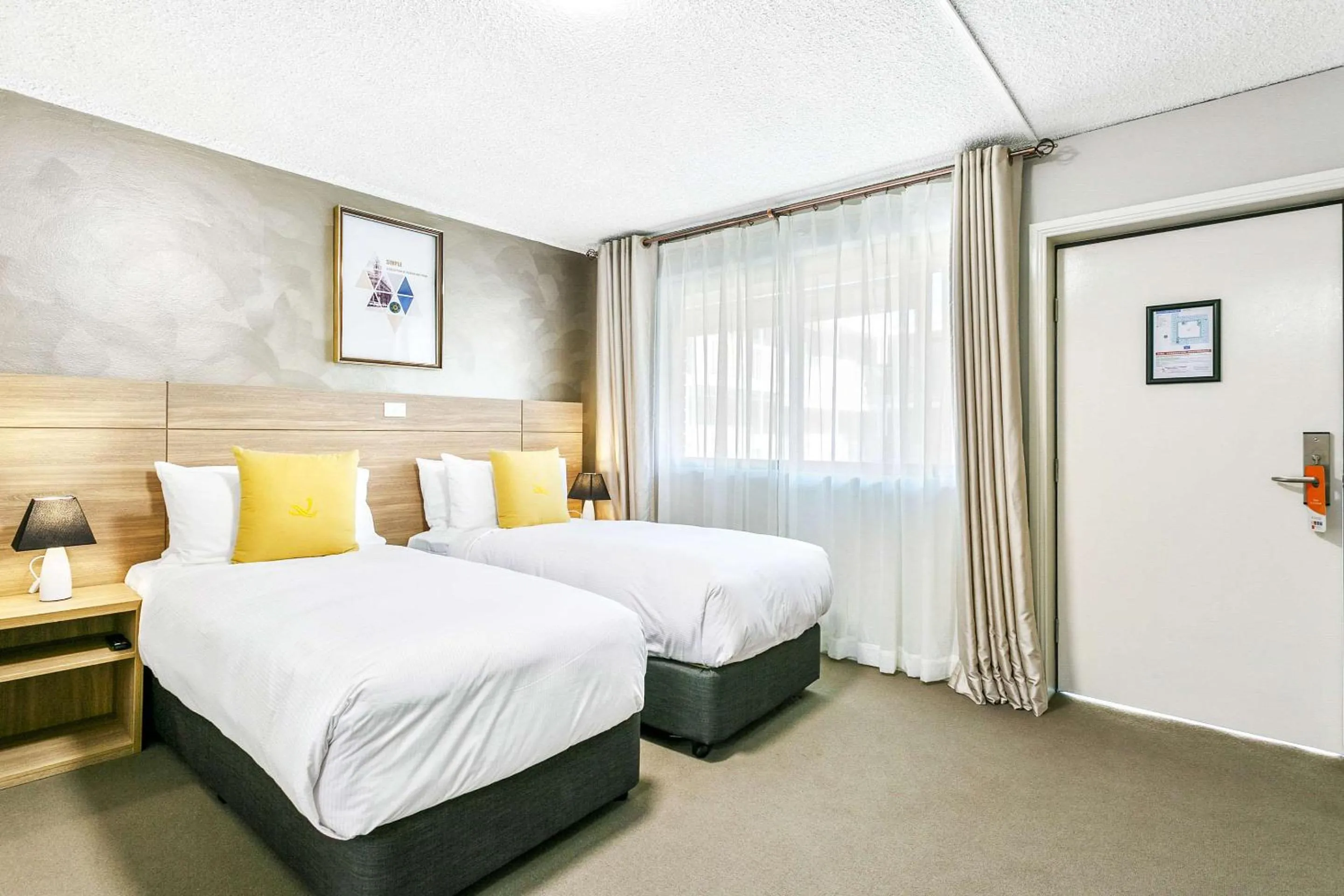 Bedroom, Bed in Quality Inn Sunshine Haberfield