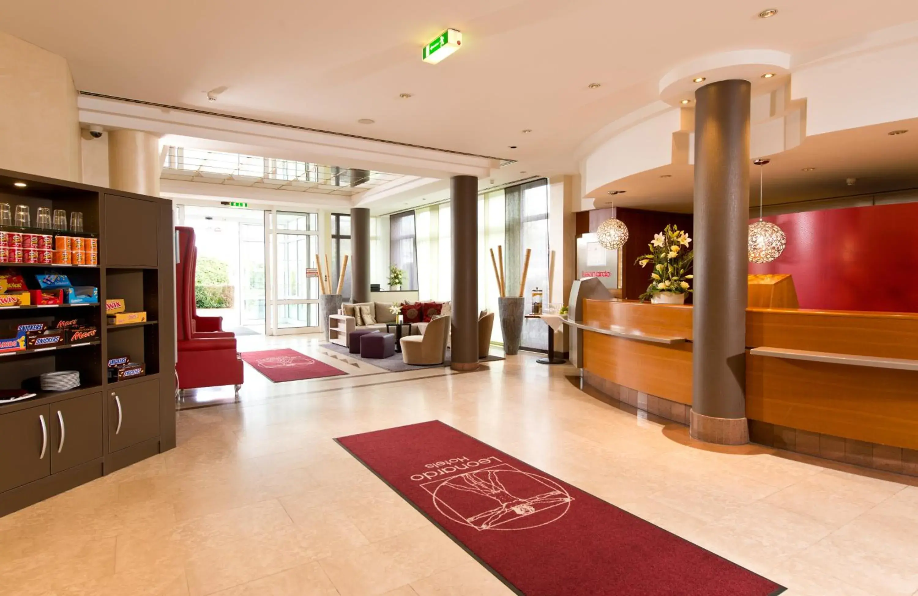 Lobby or reception in Leonardo Hotel Aachen Lobby or reception in Leonardo Hotel Aachen