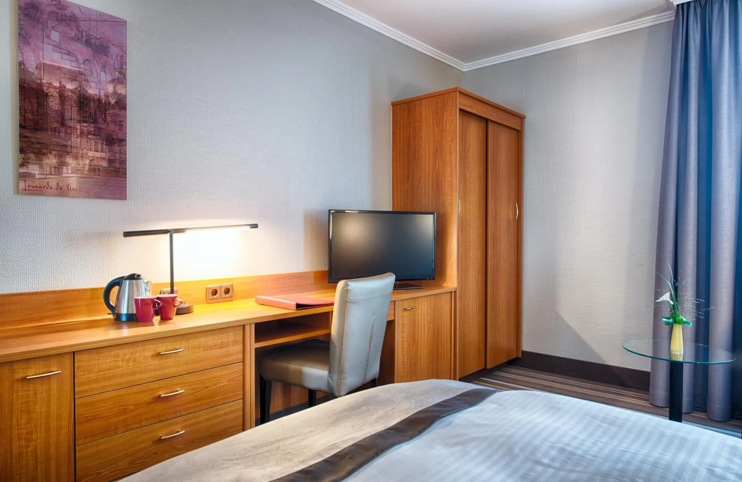 Bedroom, Bed in Leonardo Hotel Aachen Bedroom, Bed in Leonardo Hotel Aachen