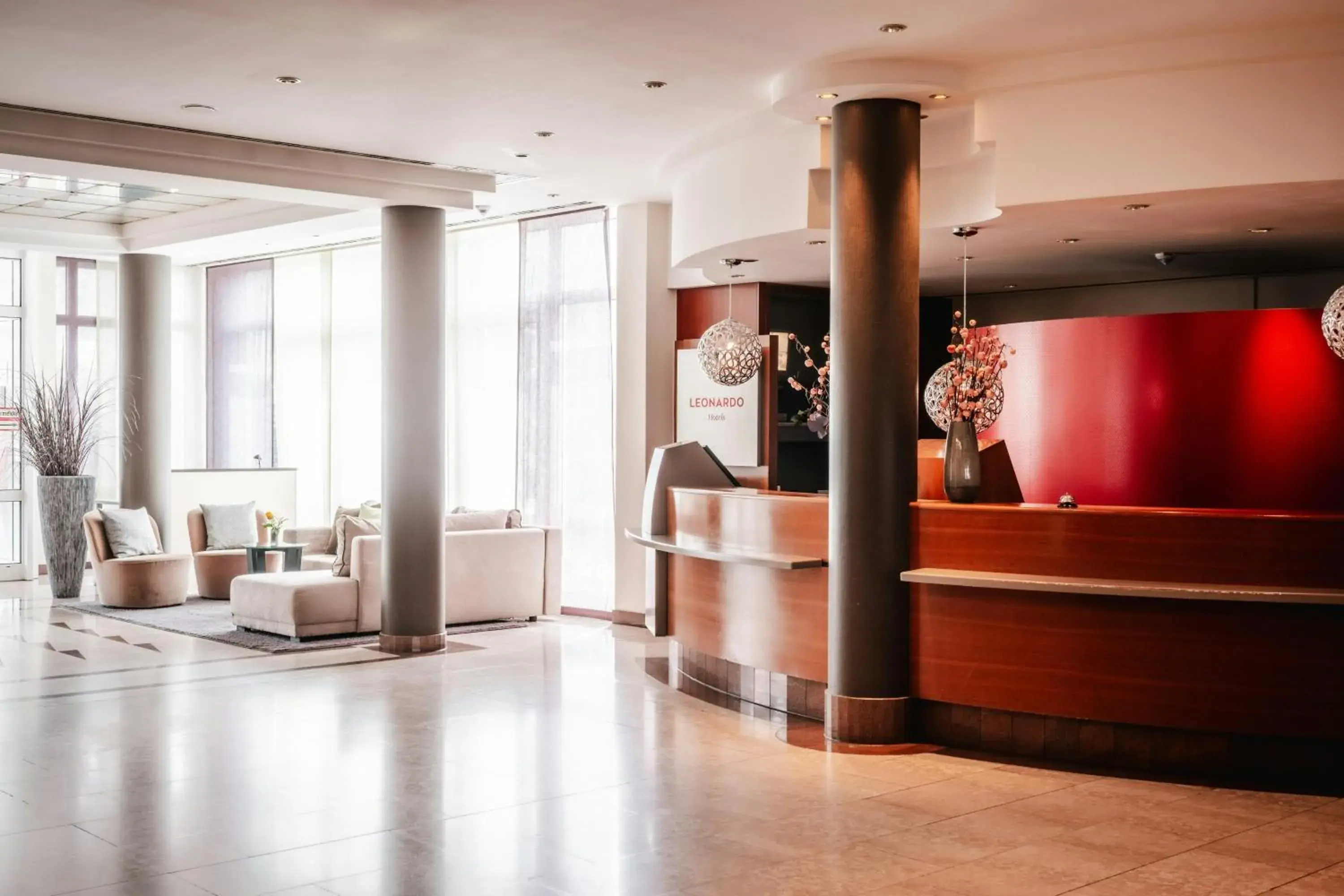 Lobby or reception in Leonardo Hotel Aachen Lobby or reception in Leonardo Hotel Aachen