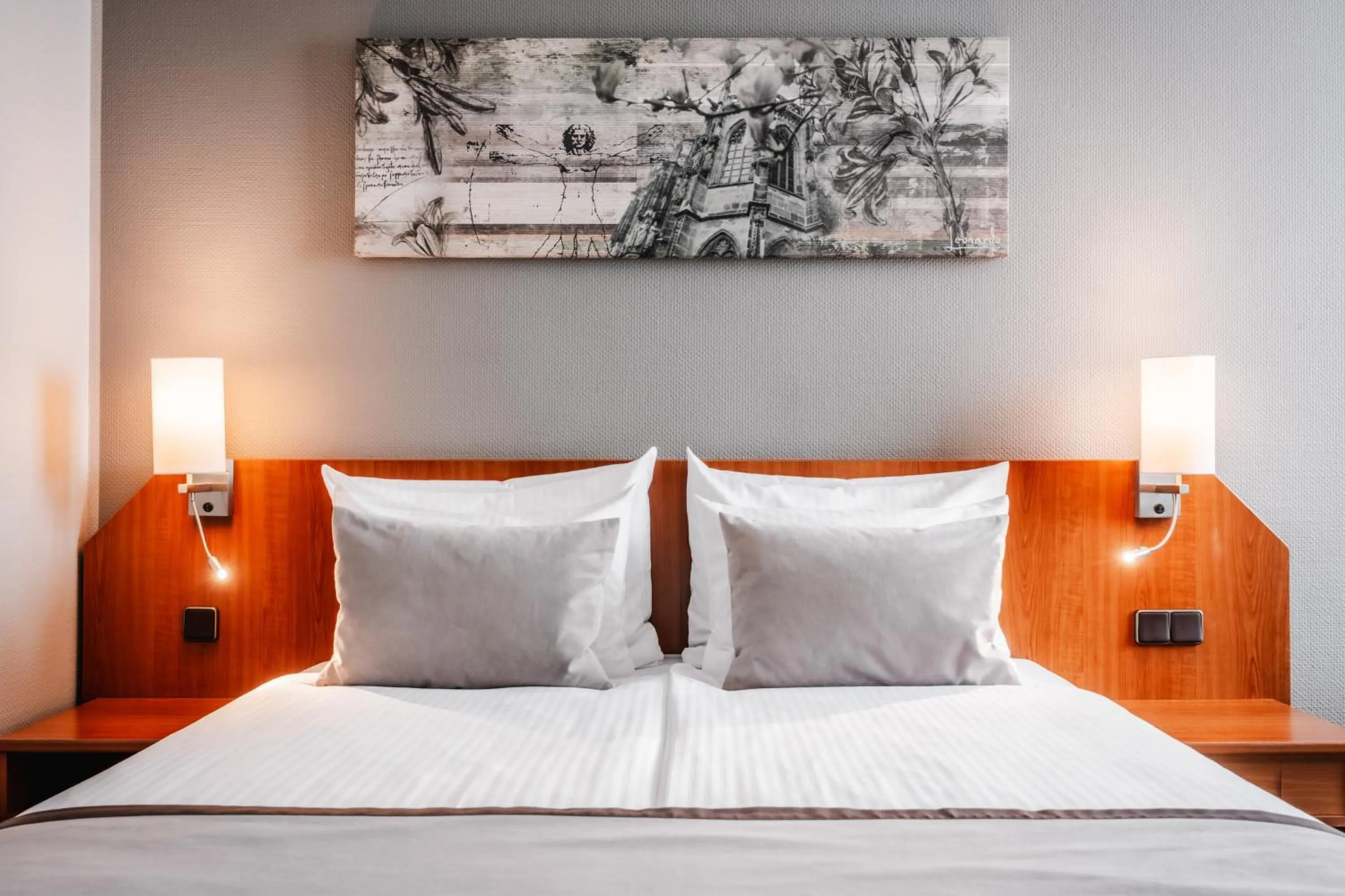 Photo of the whole room, Bed in Leonardo Hotel Aachen