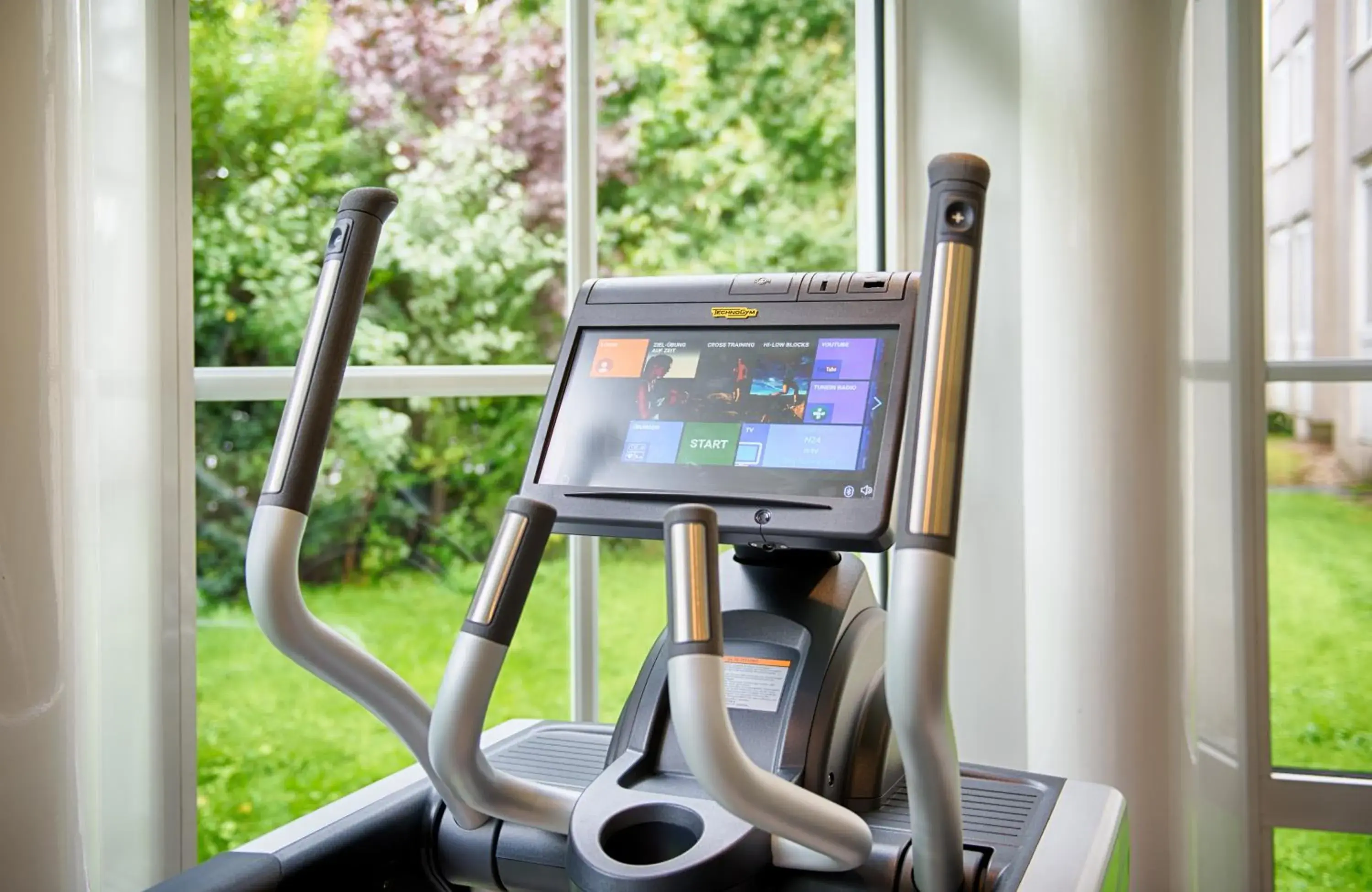 Fitness centre/facilities in Leonardo Hotel Aachen Fitness centre/facilities in Leonardo Hotel Aachen