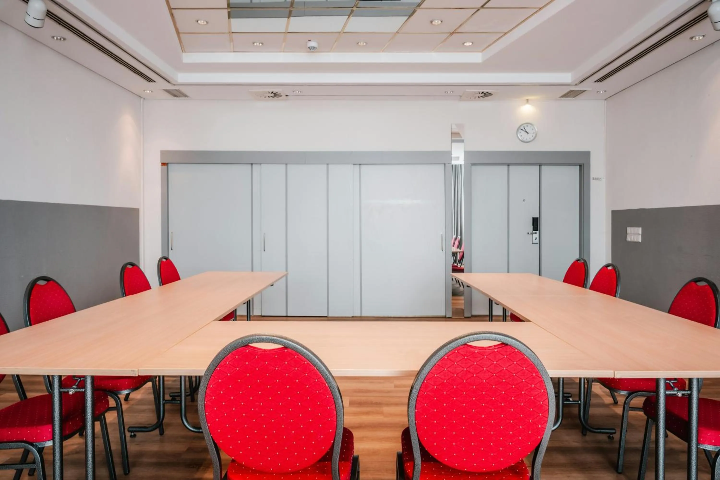 Meeting/conference room in Leonardo Hotel Aachen