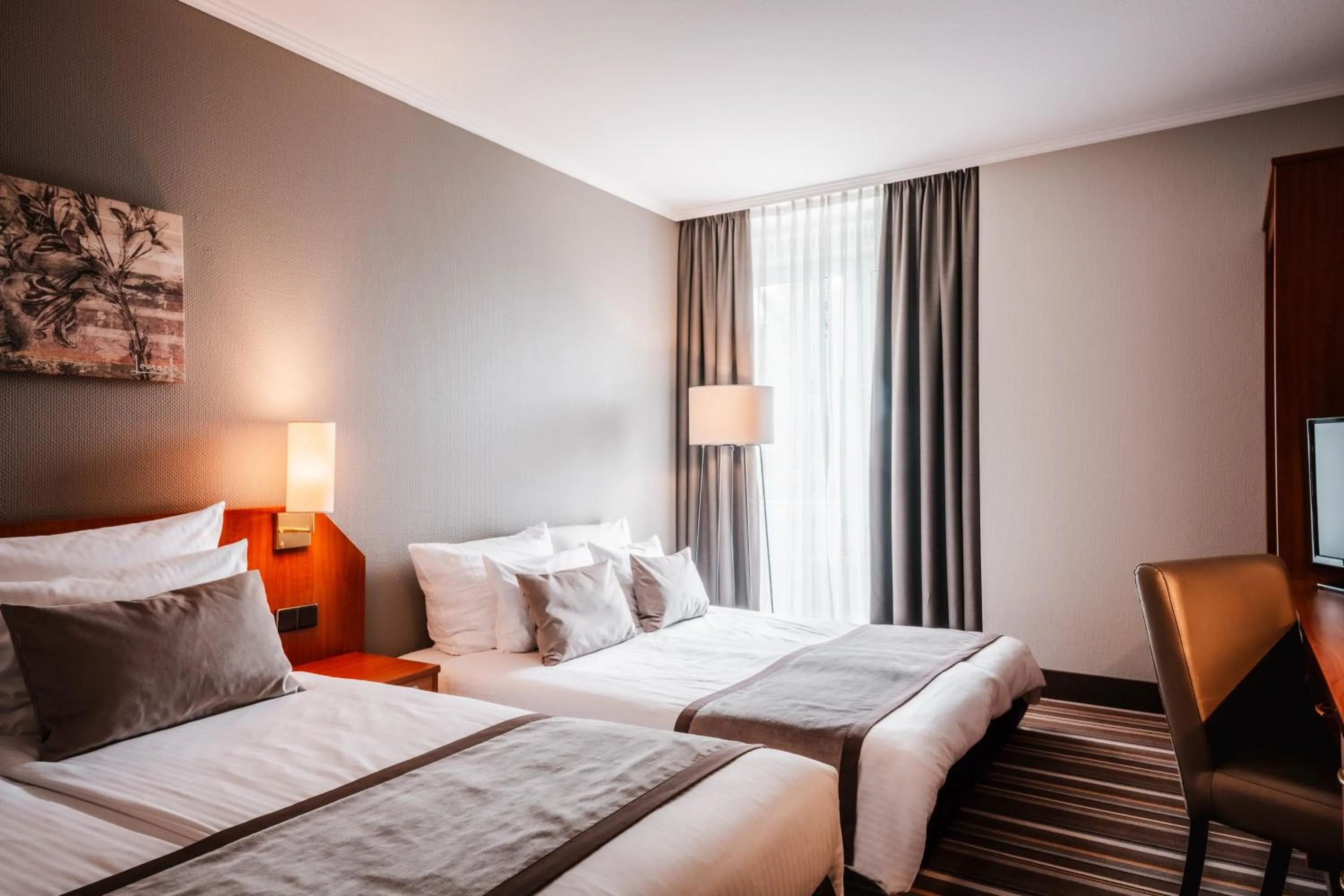 Photo of the whole room, Bed in Leonardo Hotel Aachen