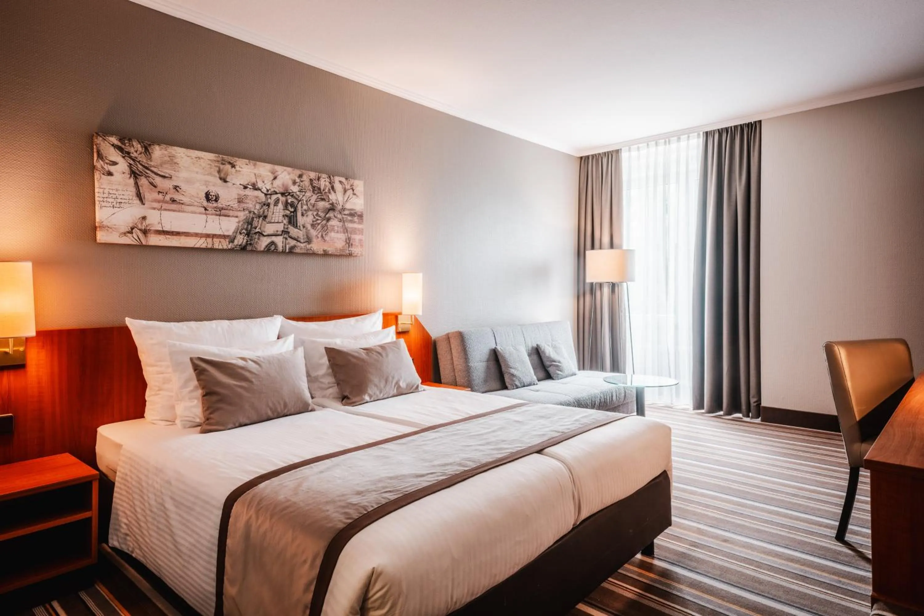 Bedroom, Bed in Leonardo Hotel Aachen