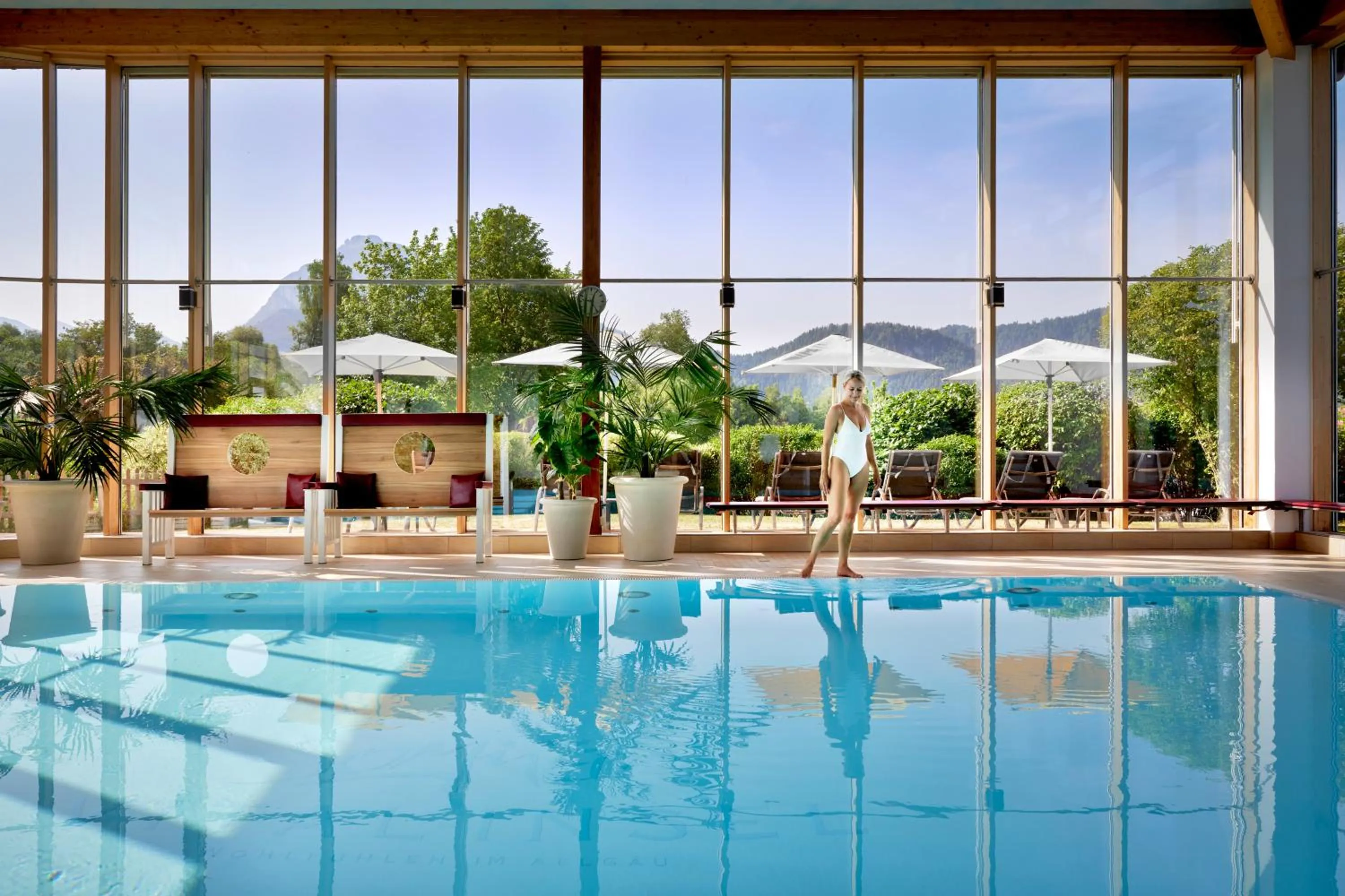 Pool view in Hotel Sommer-Haus am See