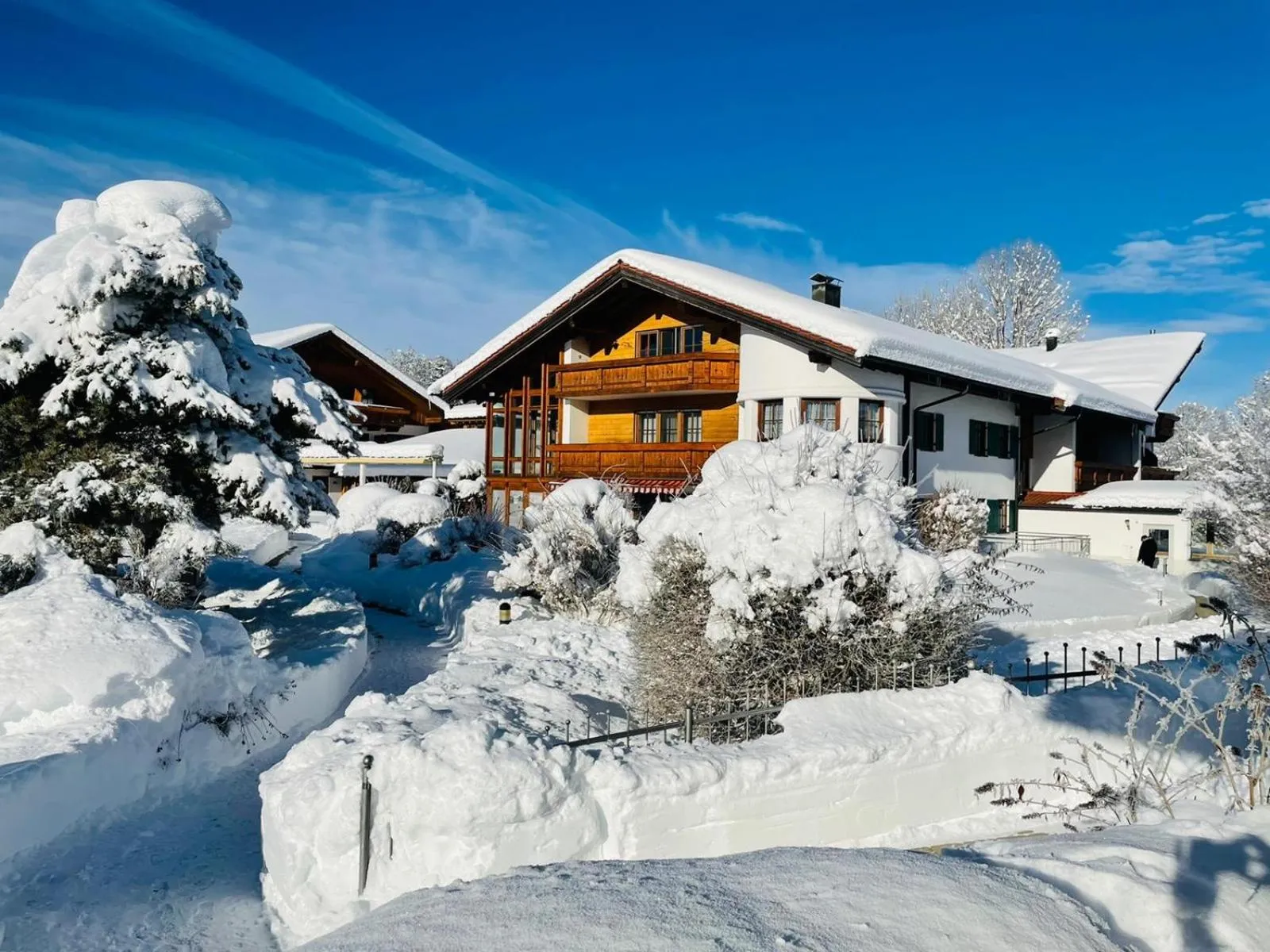 Property building in Hotel Sommer-Haus am See