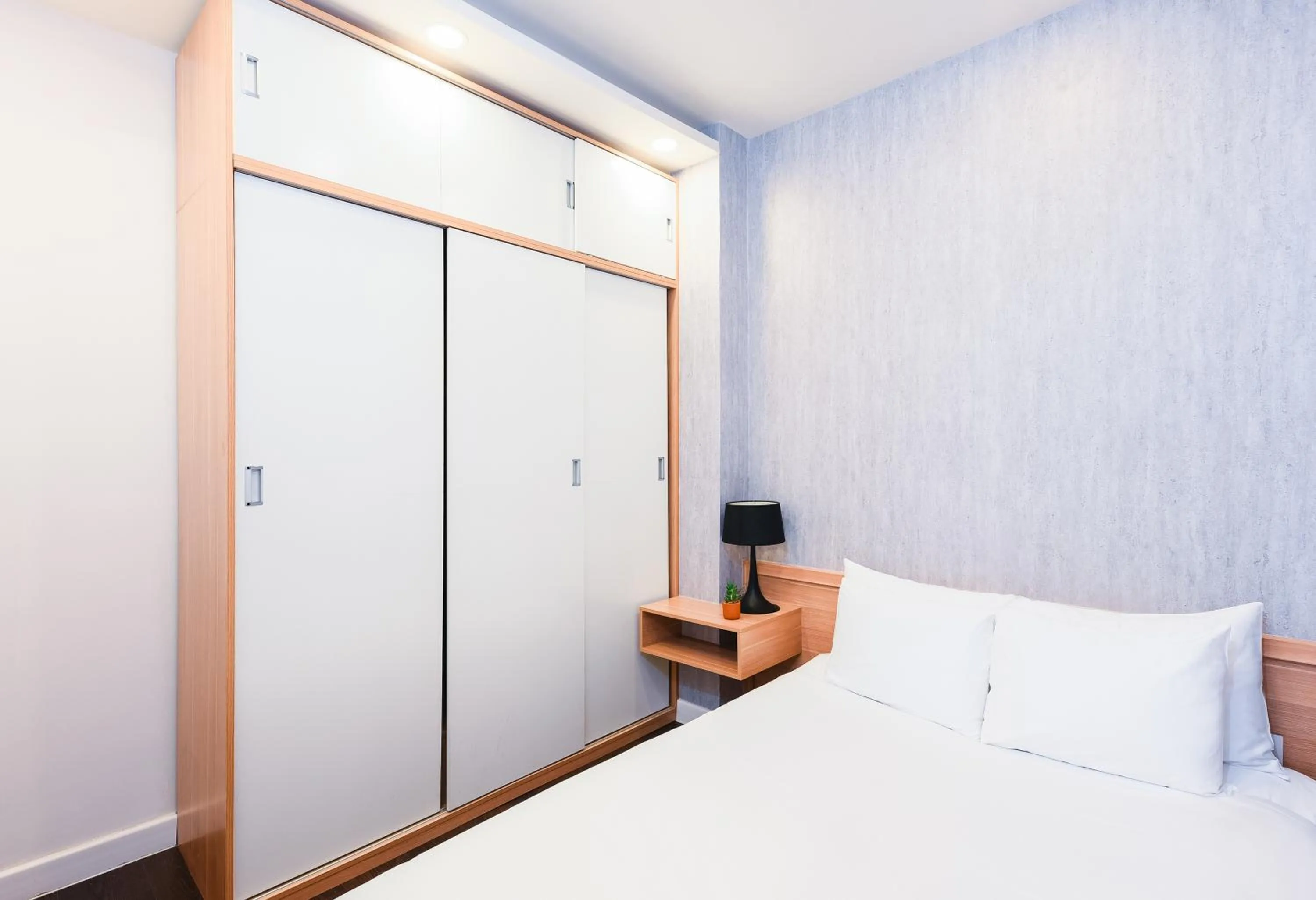 Bedroom, Bed in S Lux Apartment