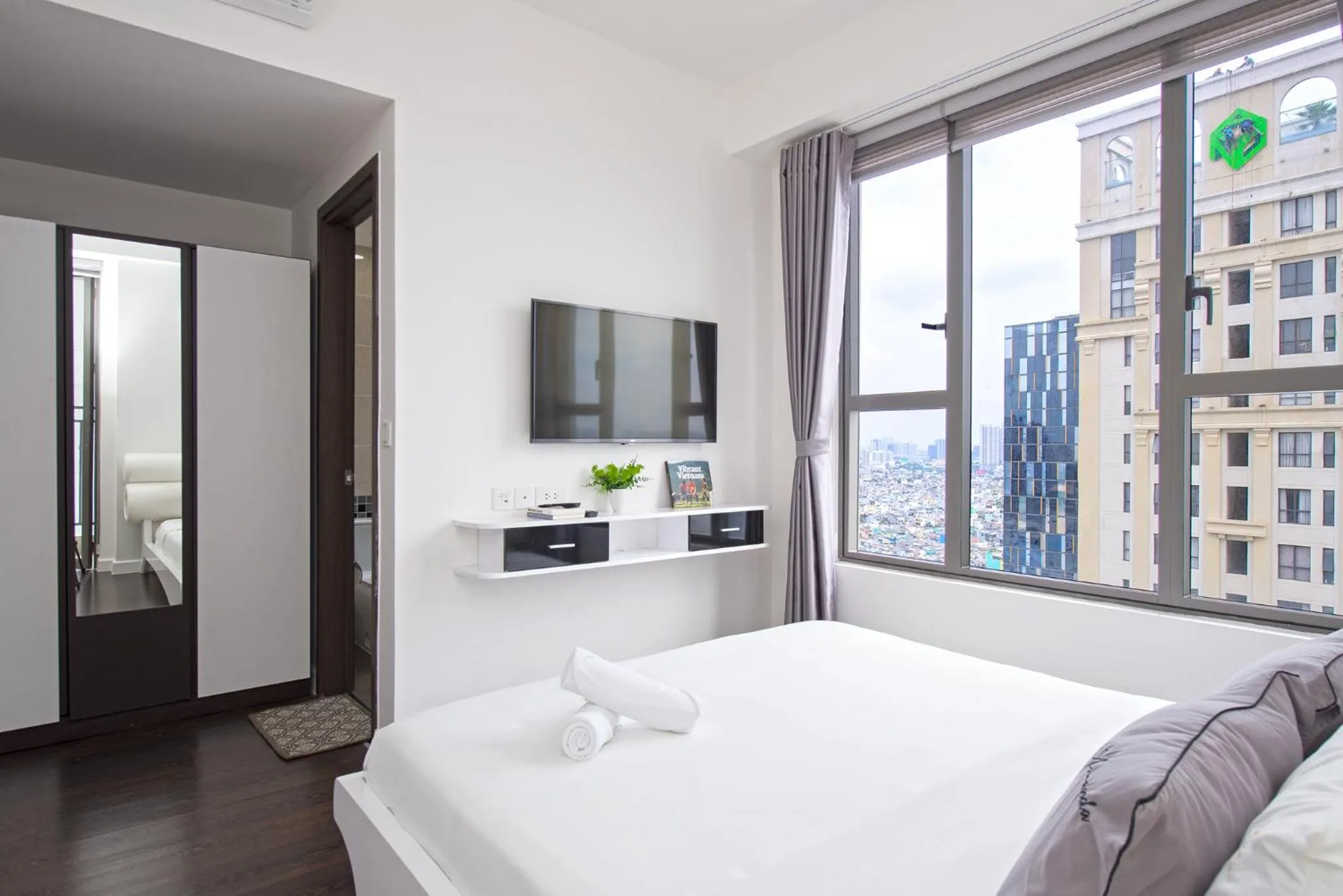 Bedroom, Bed in S Lux Apartment