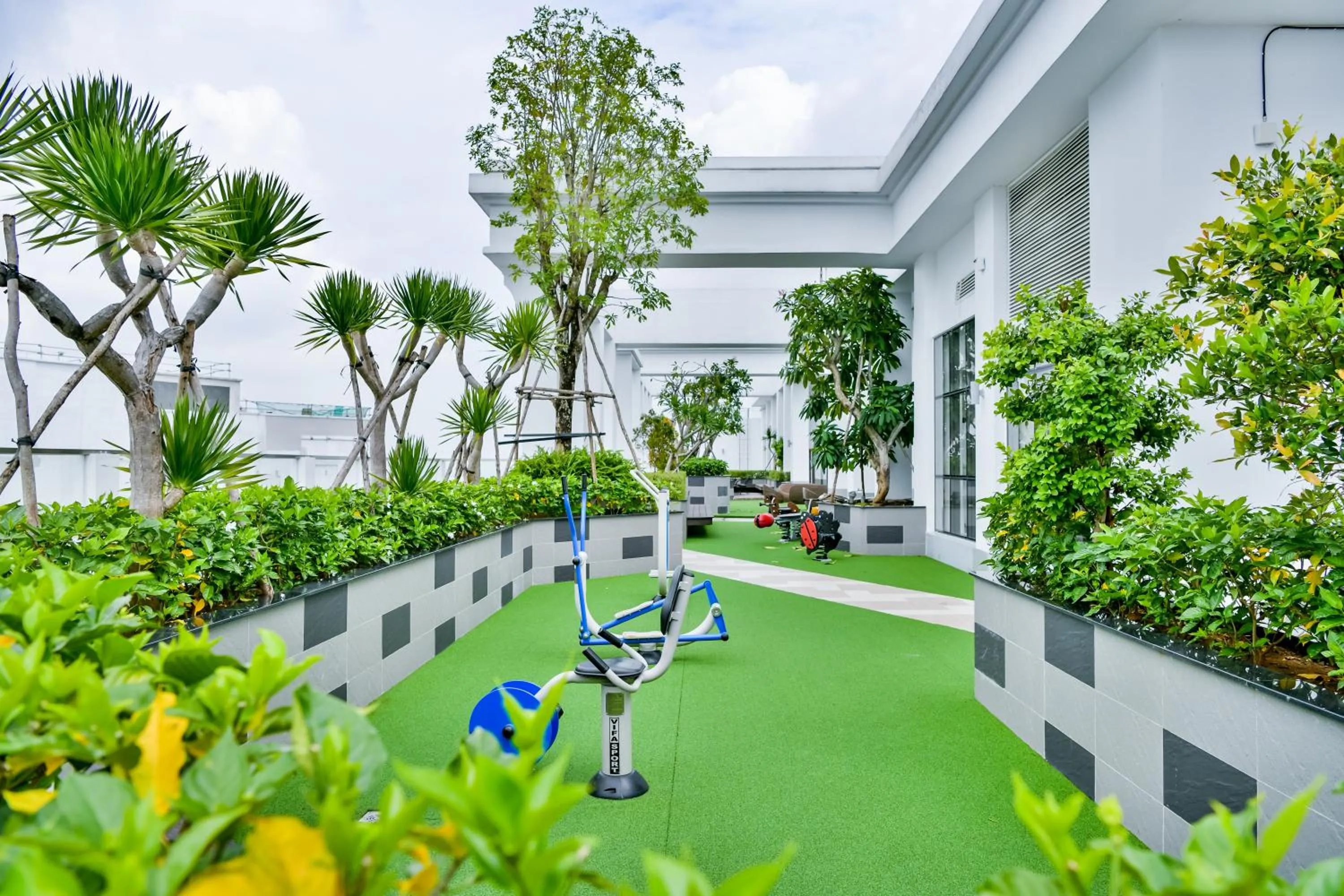 Children play ground in S Lux Apartment