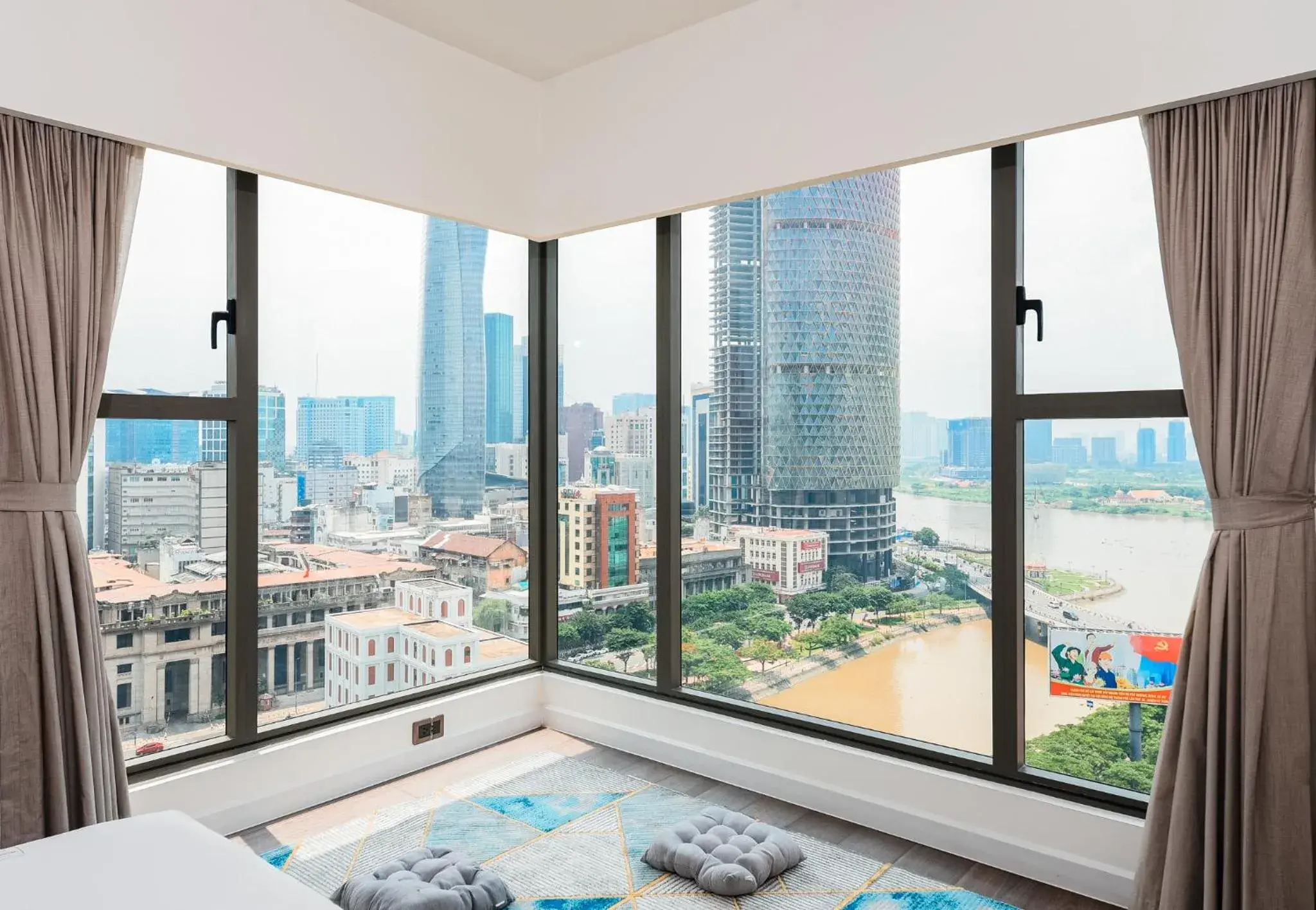 View (from property/room), Bed in S Lux Apartment View (from property/room), Bed in S Lux Apartment