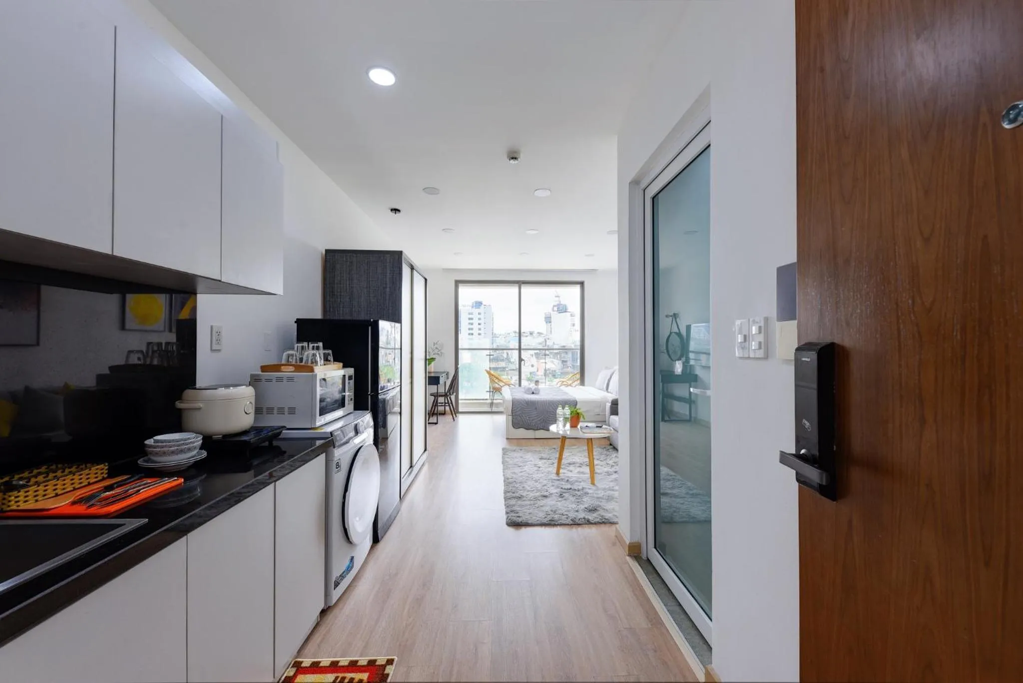 Photo of the whole room in S Lux Apartment