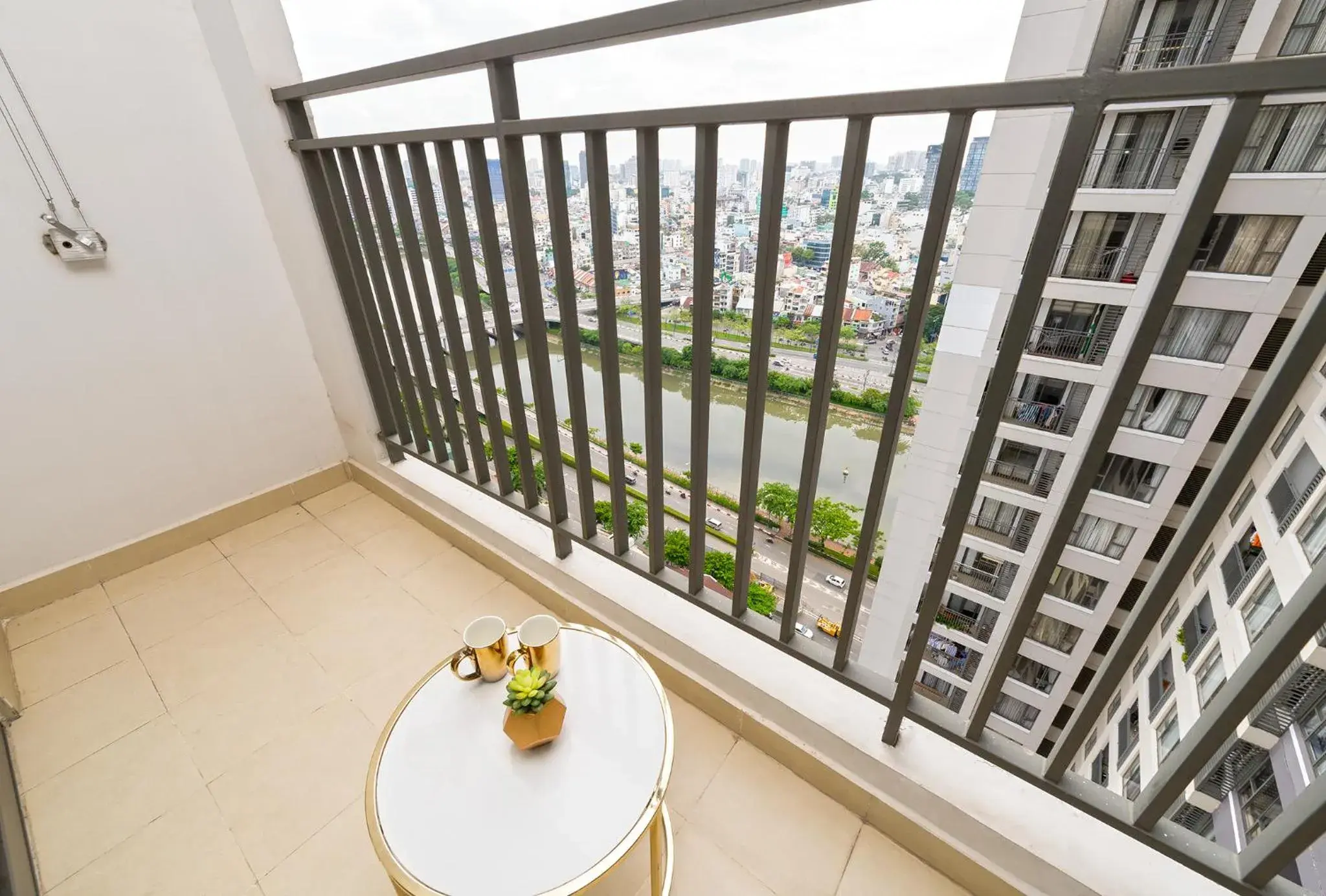 Property building in S Lux Apartment Property building in S Lux Apartment