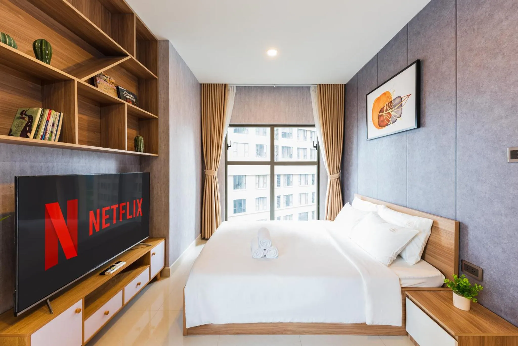 Bed in S Lux Apartment