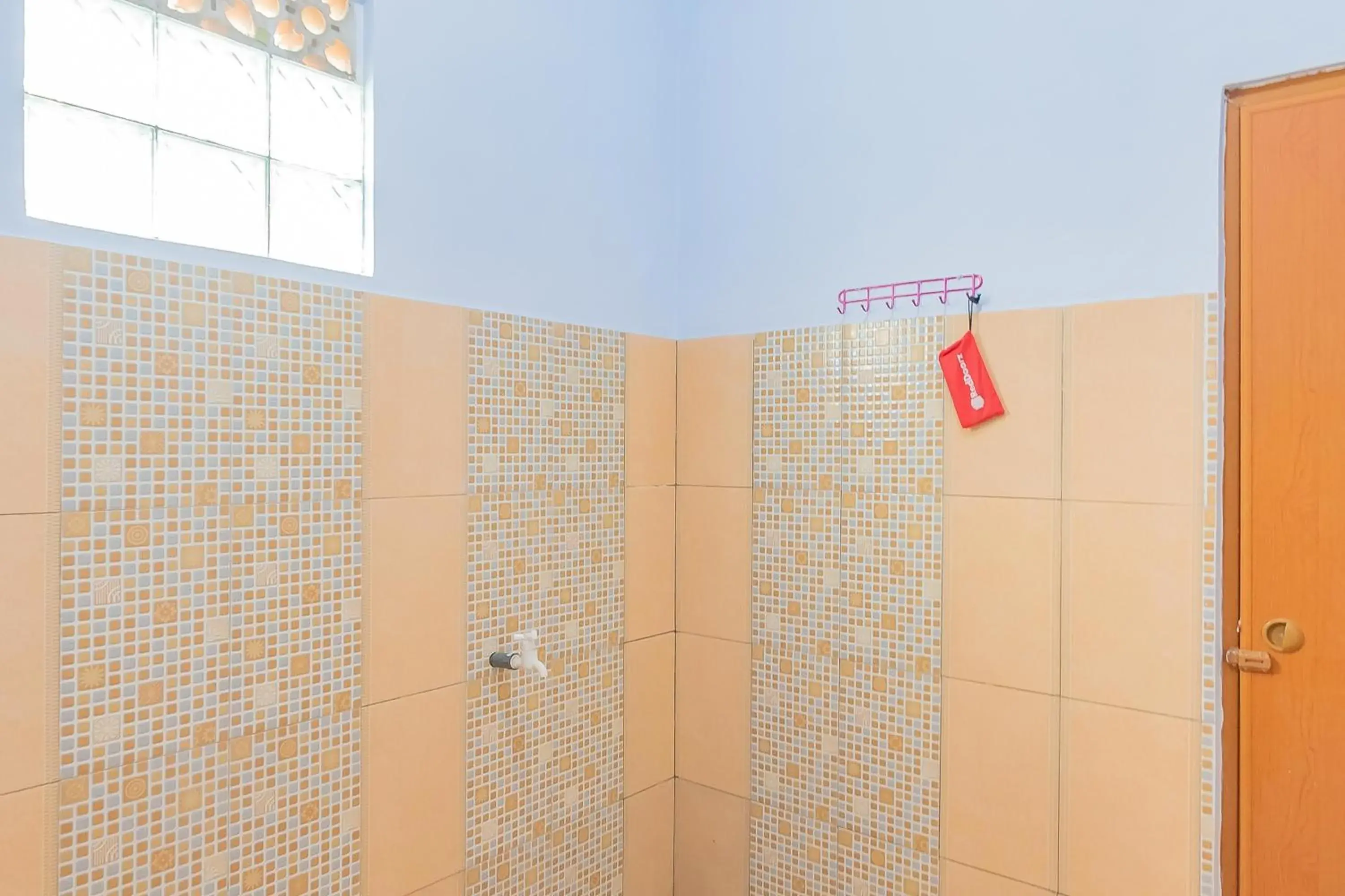 RedDoorz Syariah @ Tambak Mekar Street Subang RedDoorz Syariah @ Tambak Mekar Street Subang