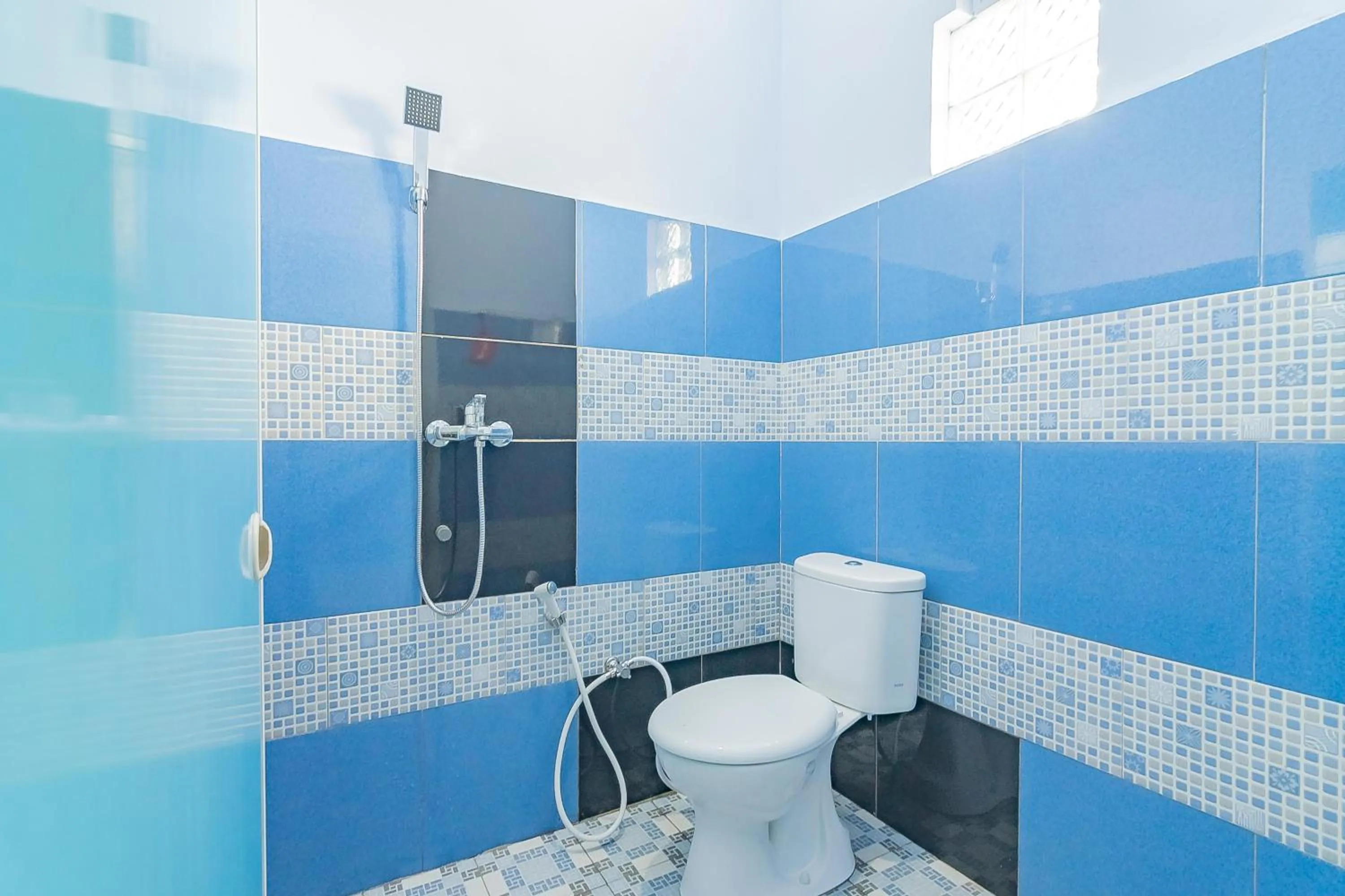 RedDoorz Syariah @ Tambak Mekar Street Subang