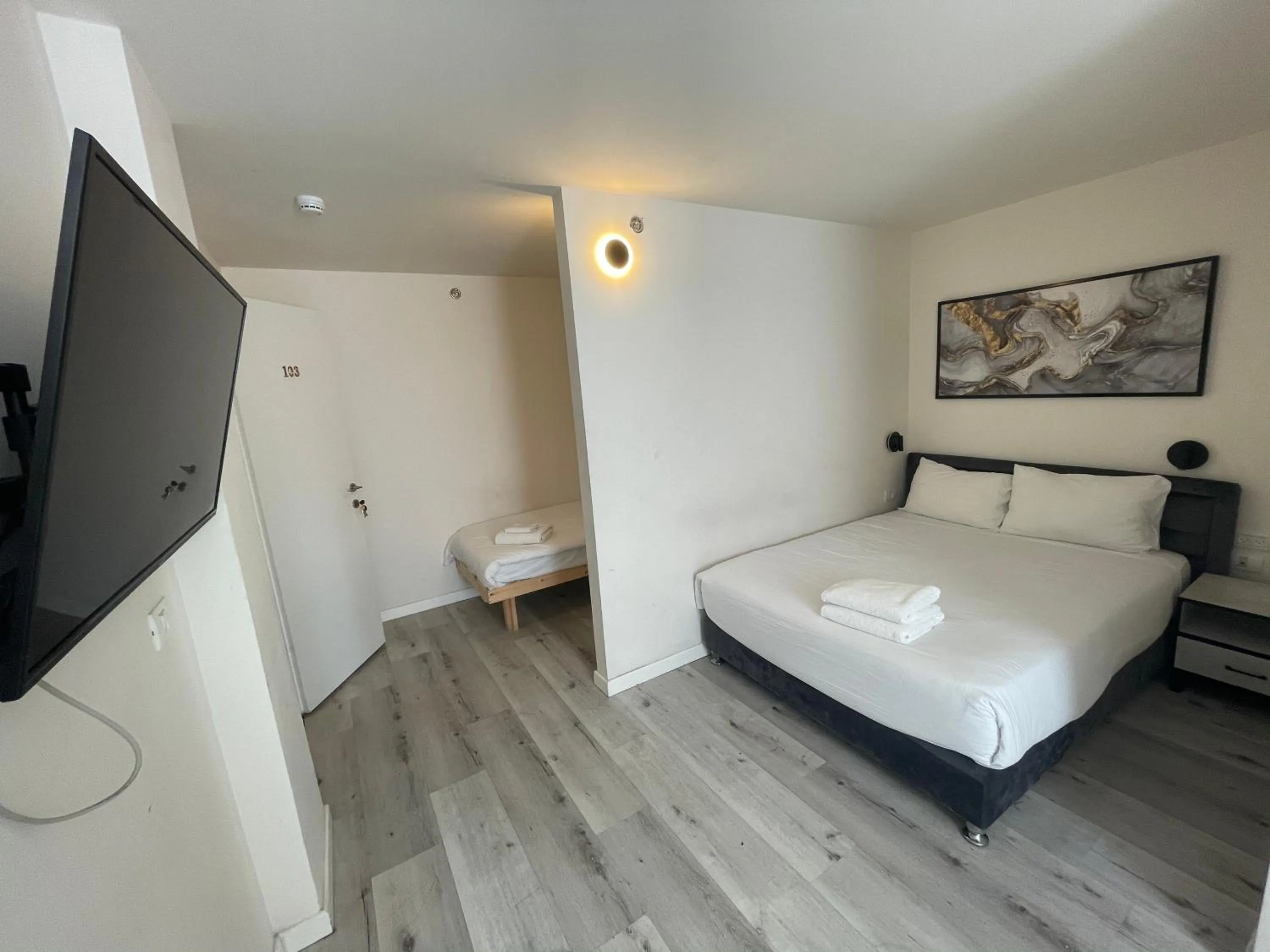 Bed in Hermitage Hotel